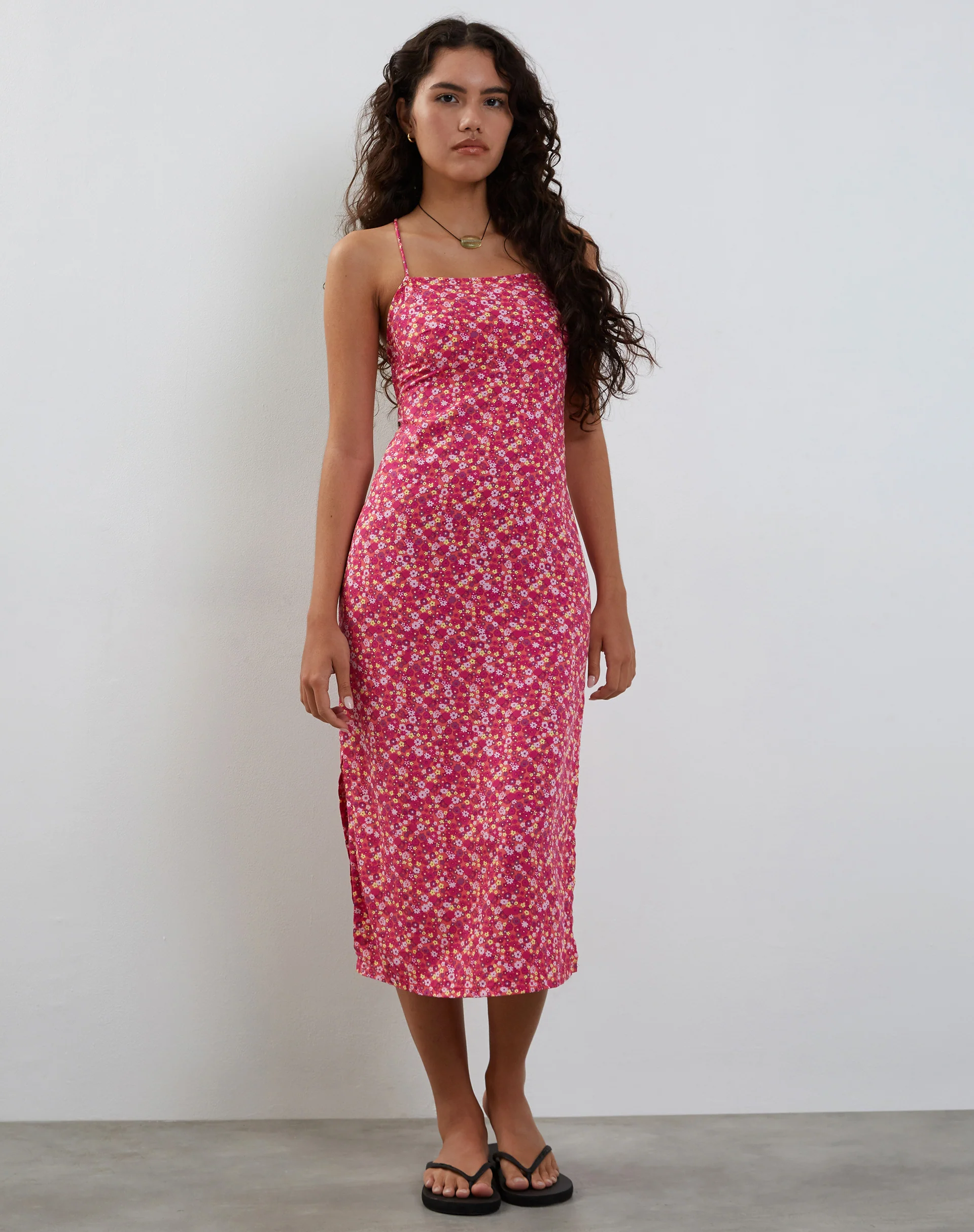 Nosita Midi Dress In Ditsy Floral Pink - Awmao