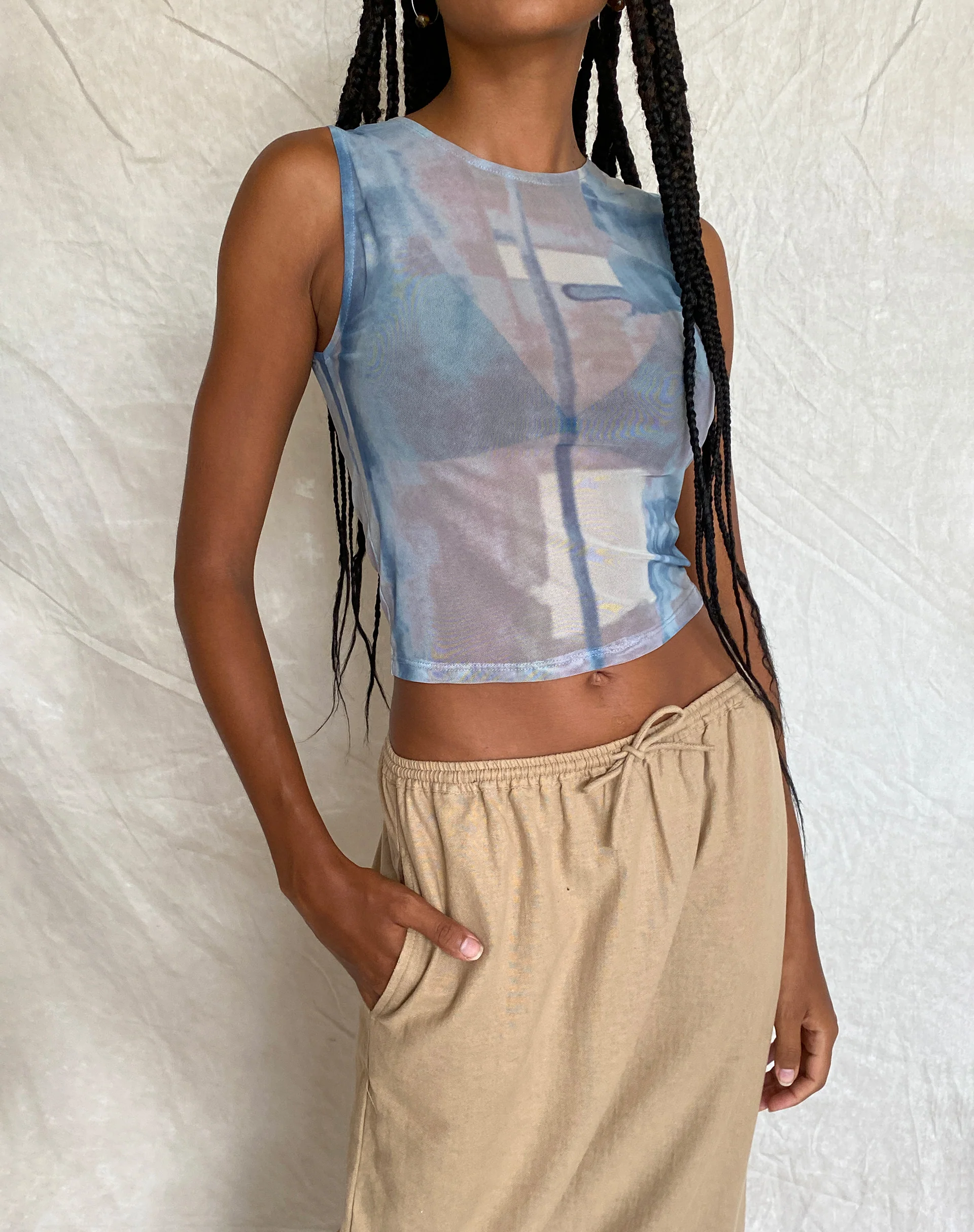 MOTEL X JACQUIE Elisha Top in Mesh Abstract Paint Brush Blue - Awmao
