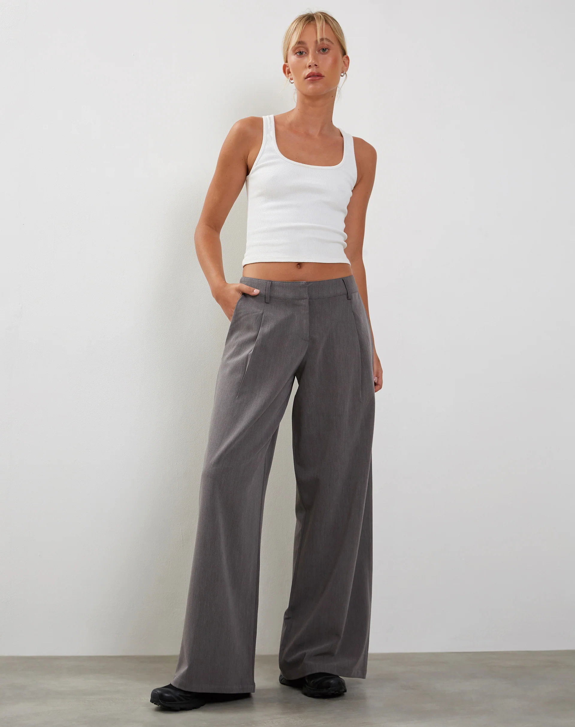 Salisu Wide Leg Trouser in Charcoal - Awmao