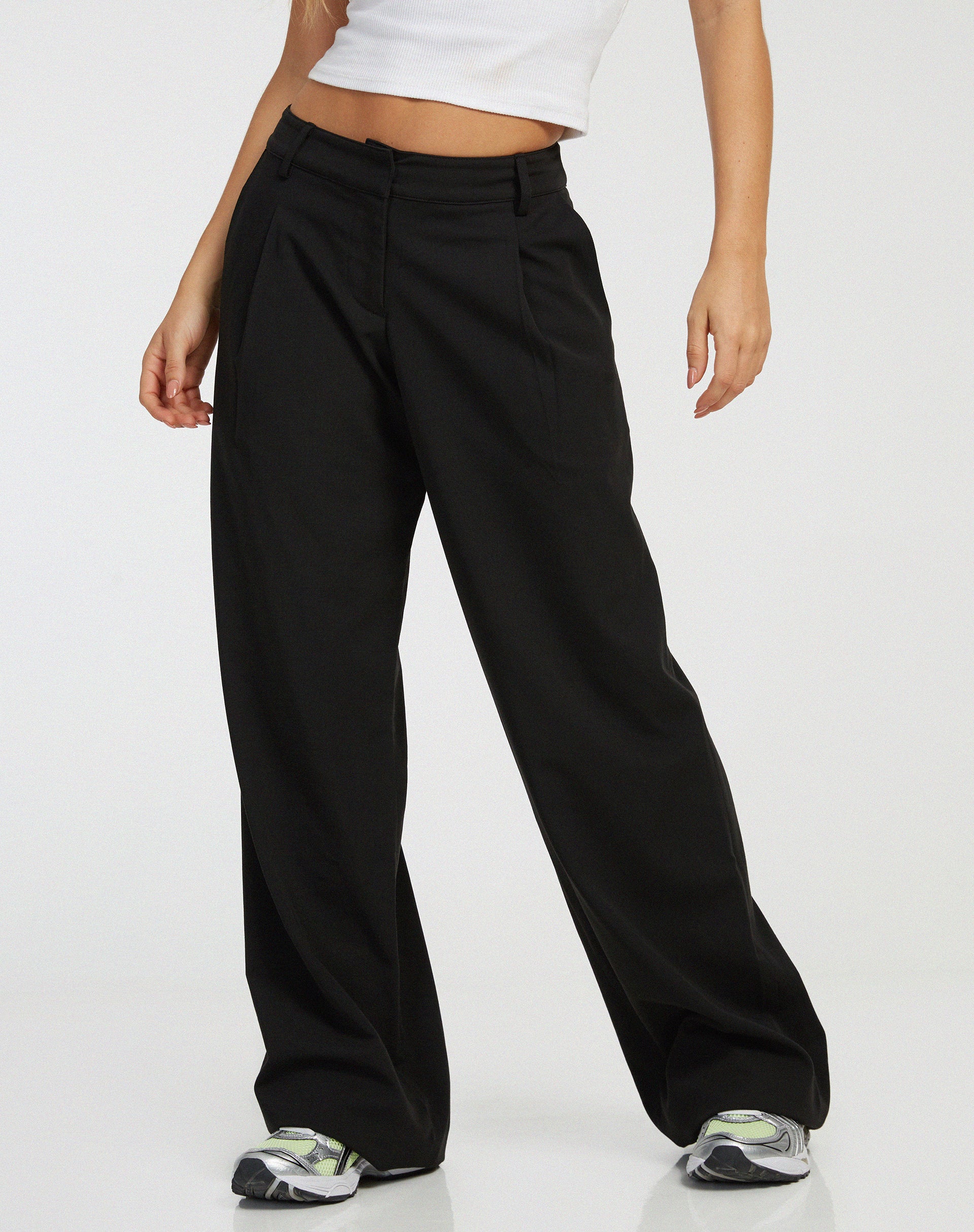Hondra Wide Leg Trouser in Black - Awmao