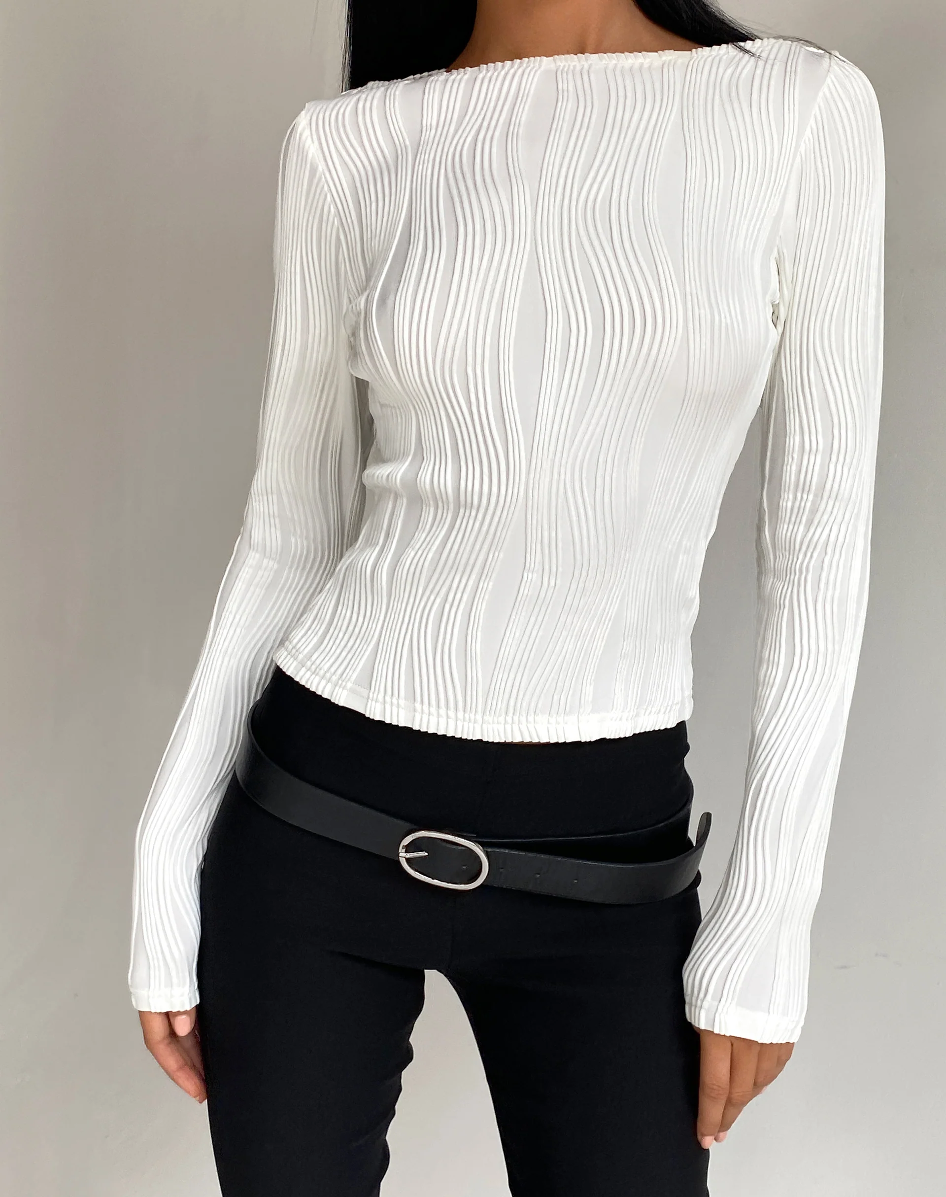 Amabon Long Sleeve Crop Top in Crinkle White - Awmao