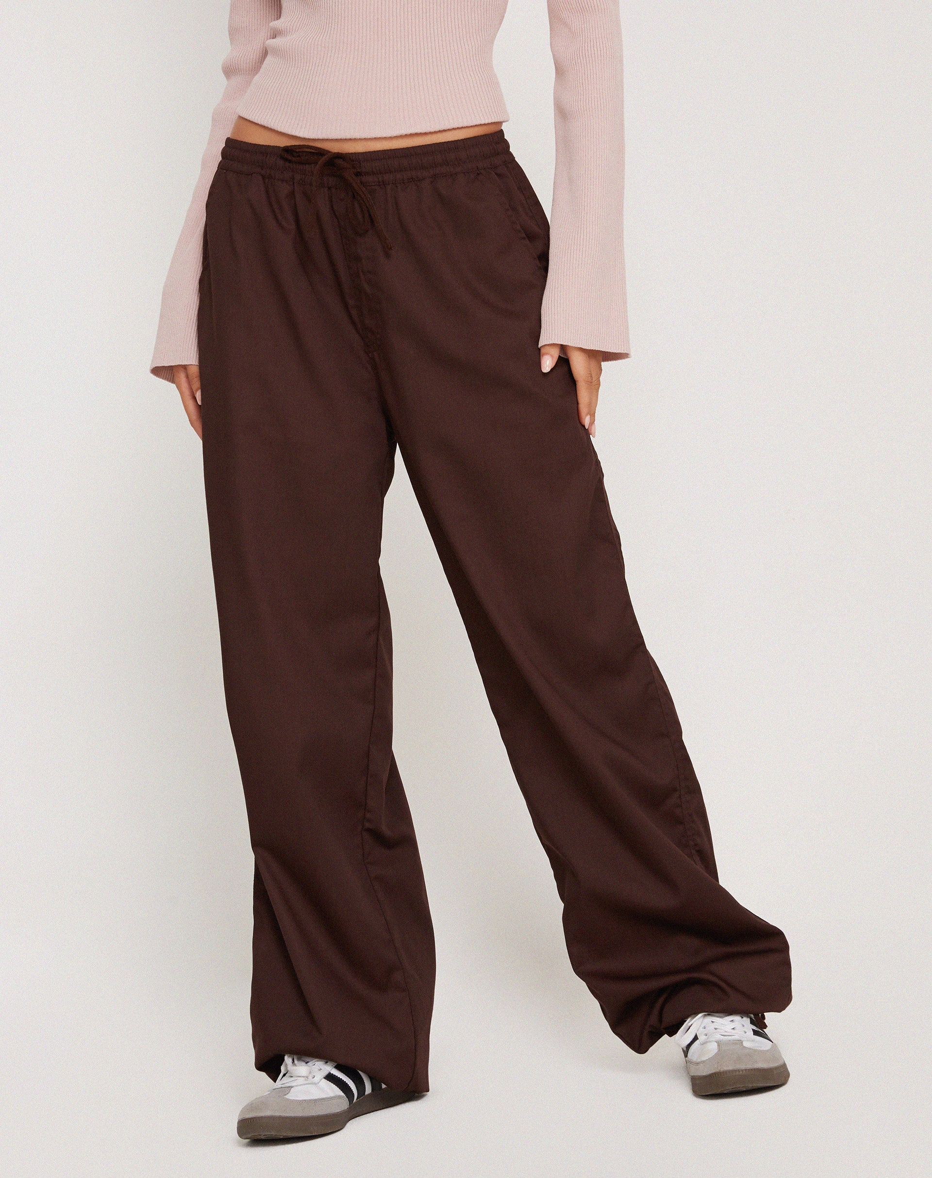 Arleth Trouser in Brown - Awmao