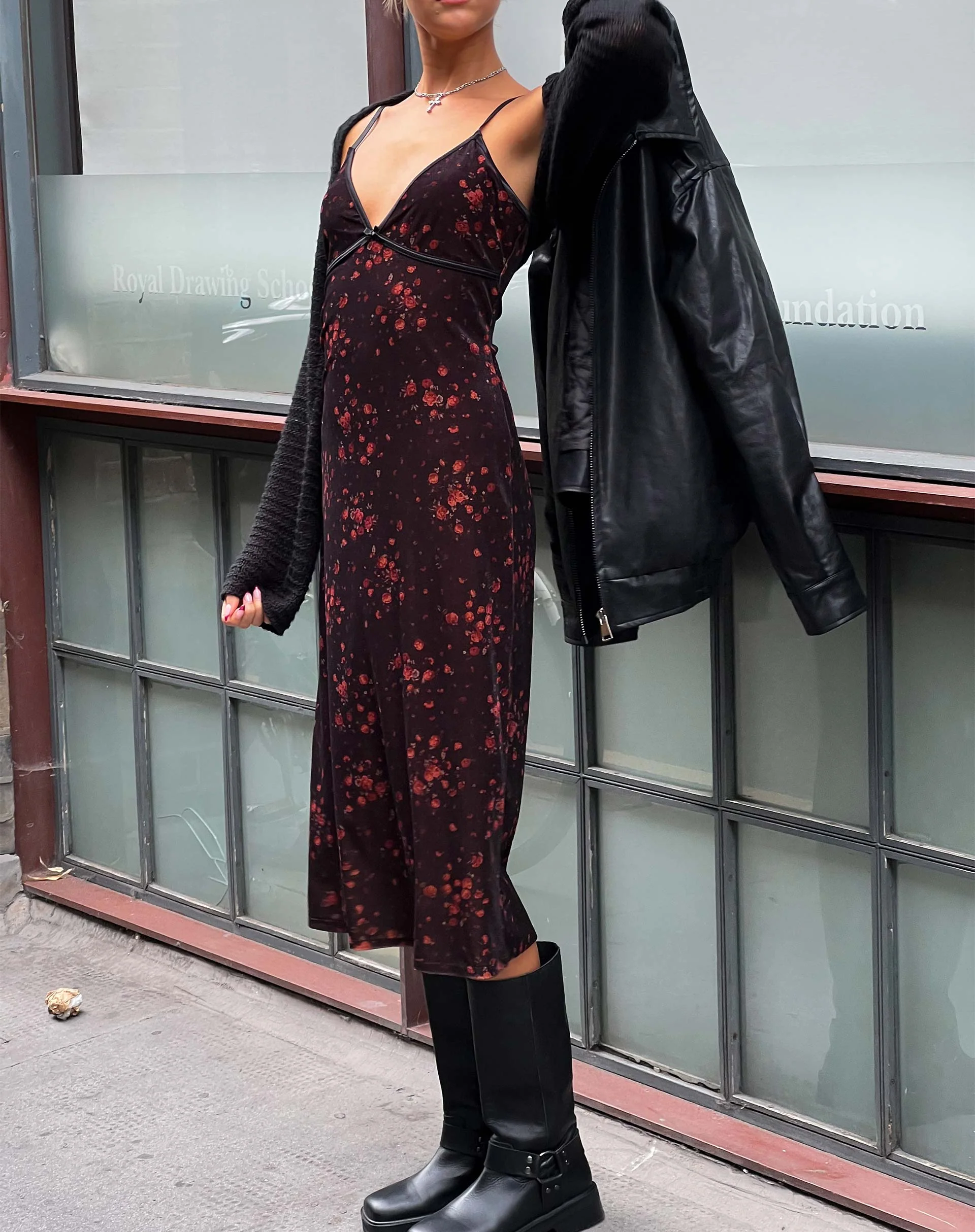 Camelia Maxi Dress in Rose Cluster Velvet - Awmao