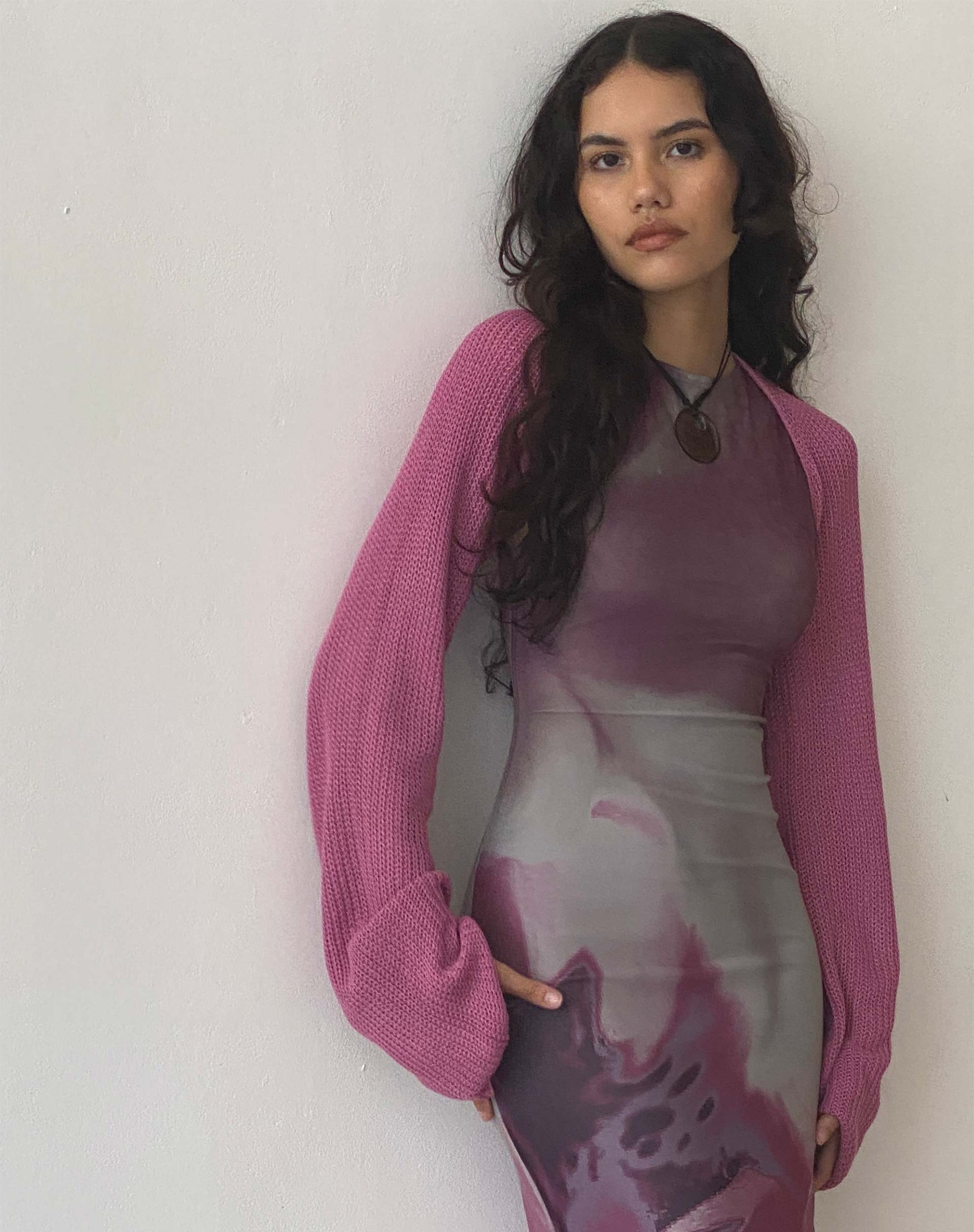 Nobila Shrug Top in Raspberry - Awmao