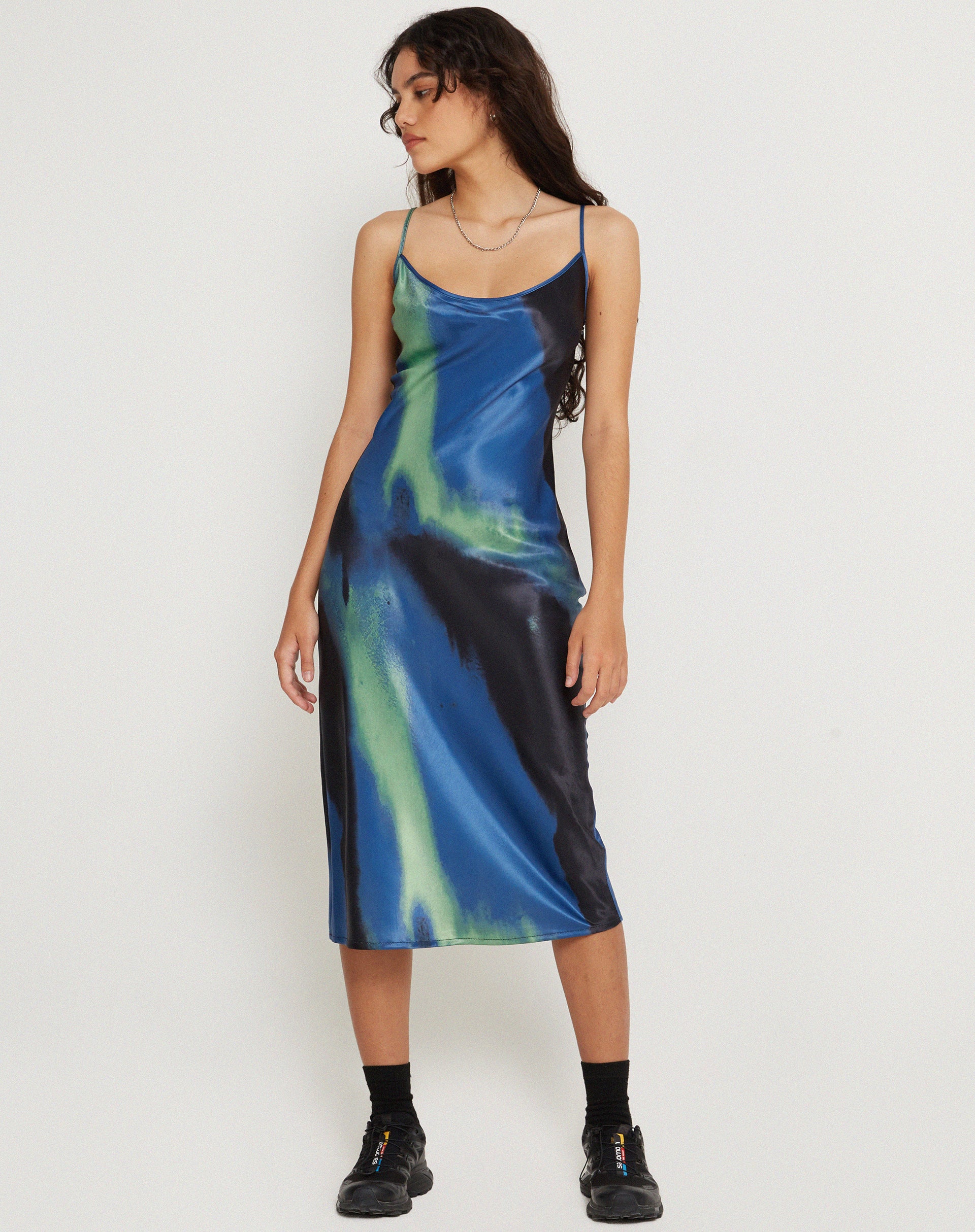 Juvina Midi Dress in Satin Watercolour Navy - Awmao