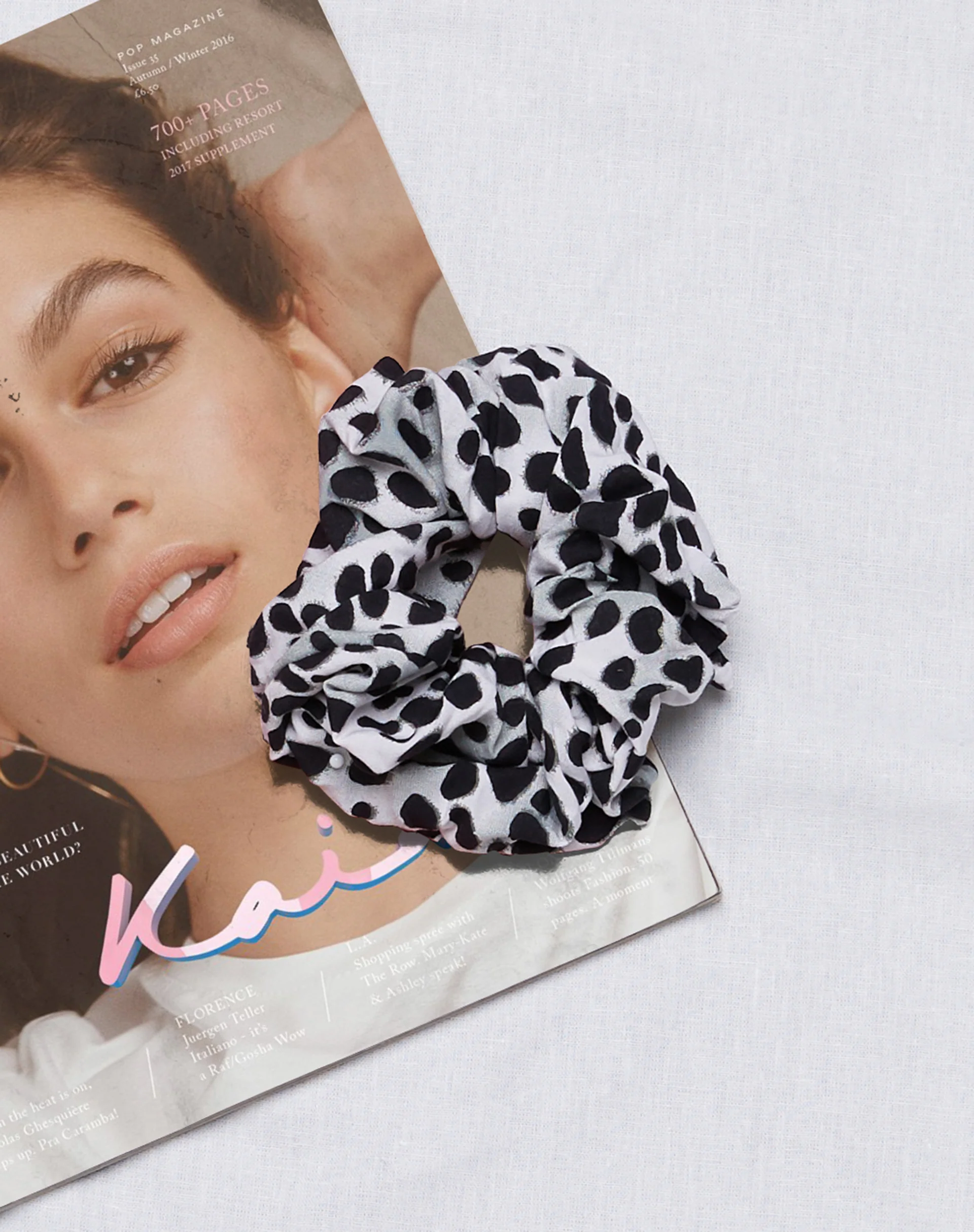 Scrunchie in Dalmatian - Awmao