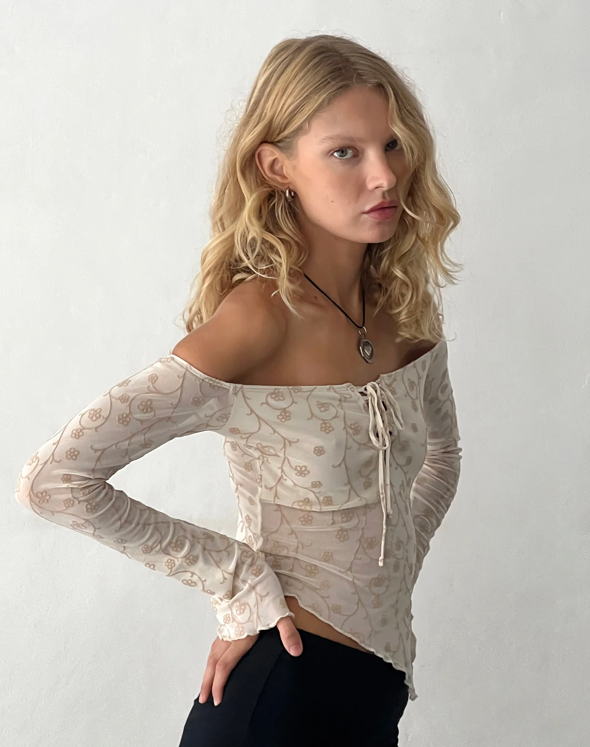 Sola Bardot Top in Beige Dainty Floral Flock - Awmao