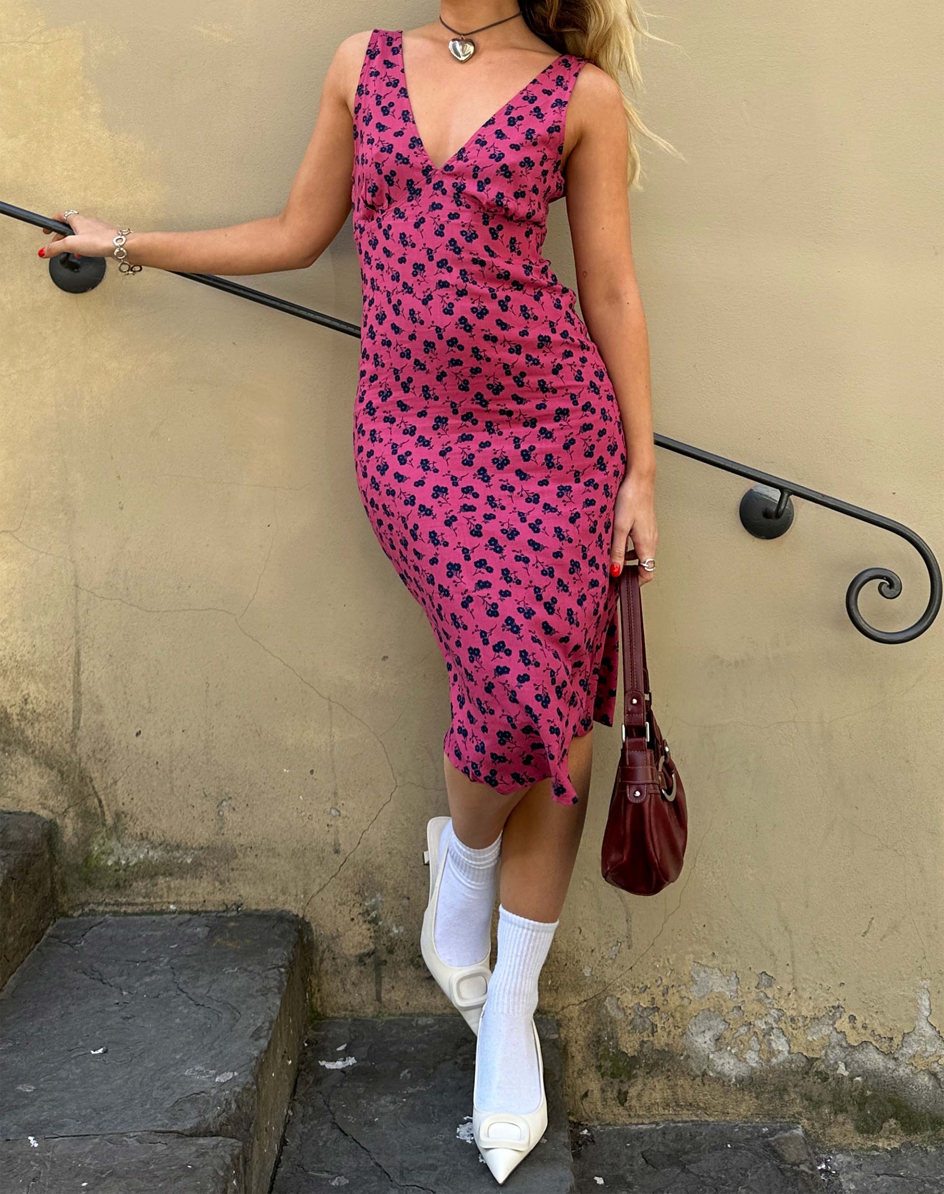 Lieva Midi Dress in Raspberry Floral - Awmao