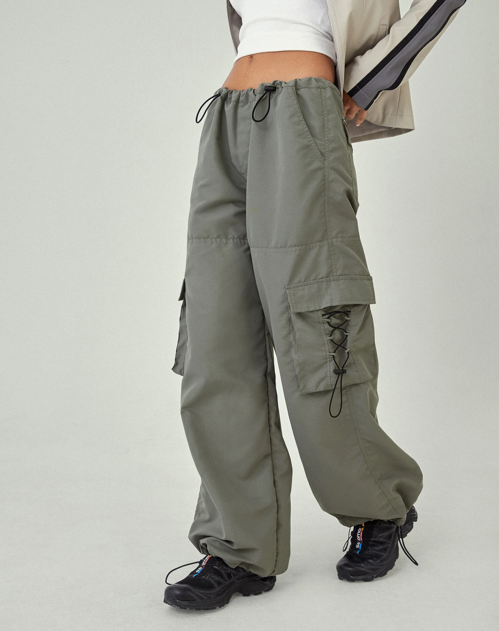 MOTEL X JACQUIE Fabio Wide Leg Cargo Trousers in Grey - Awmao