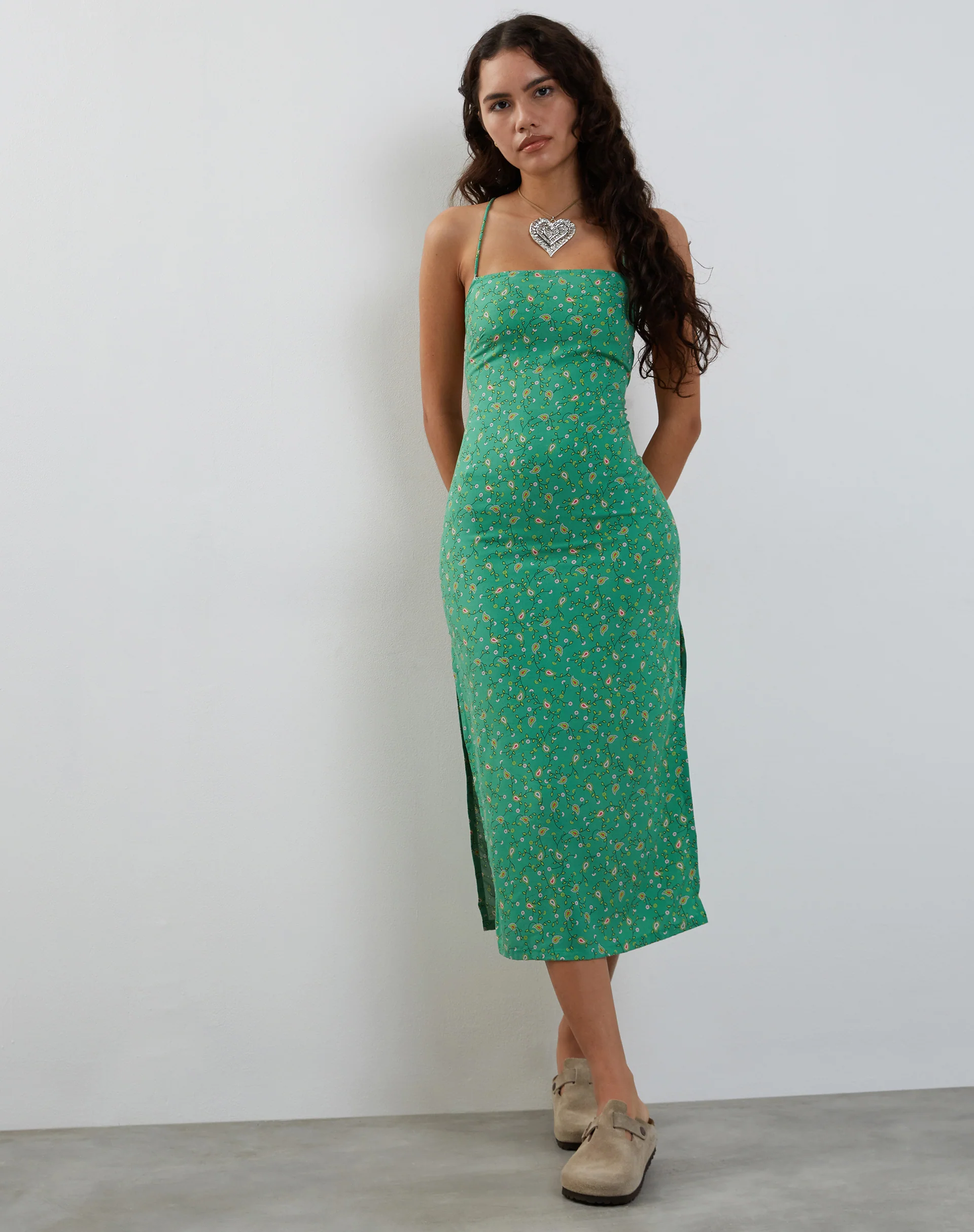 Nosita Midi Dress In Paisley Fun Green - Awmao