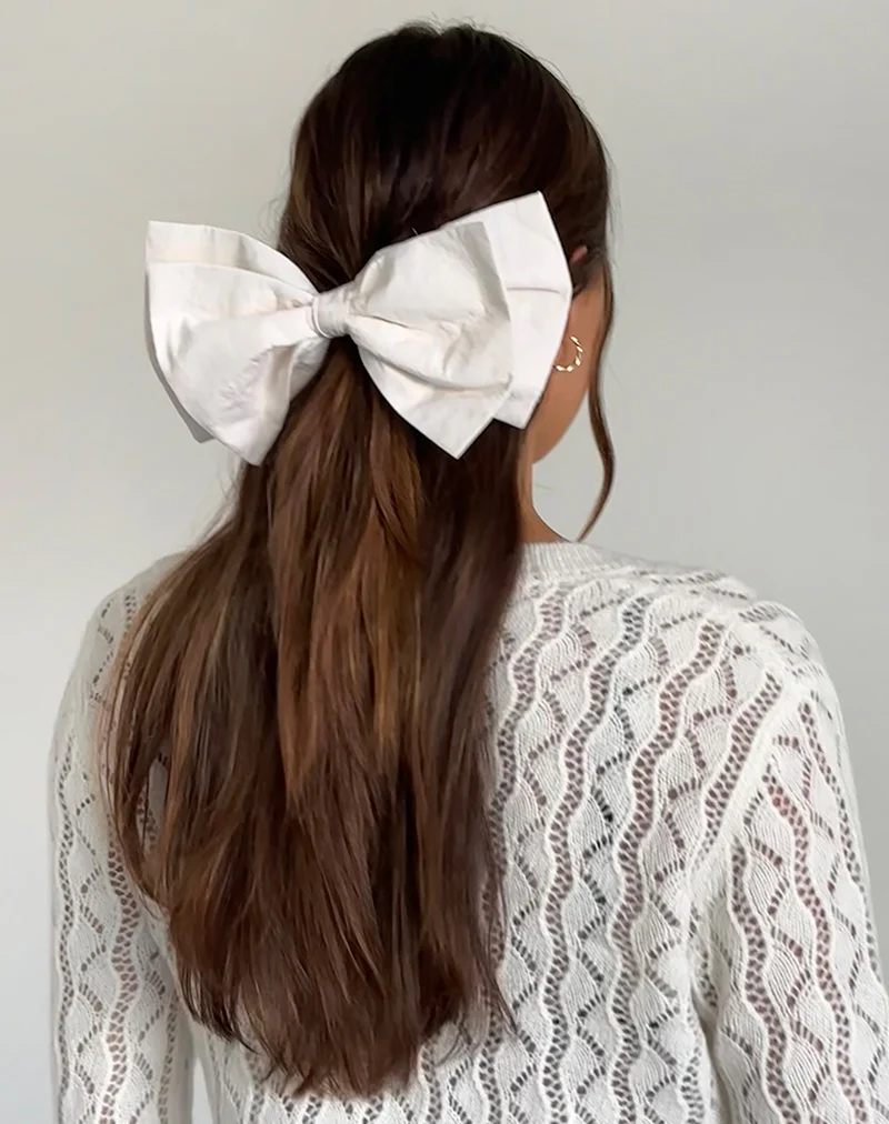 Acar Bow Bobble in Ivory - Awmao