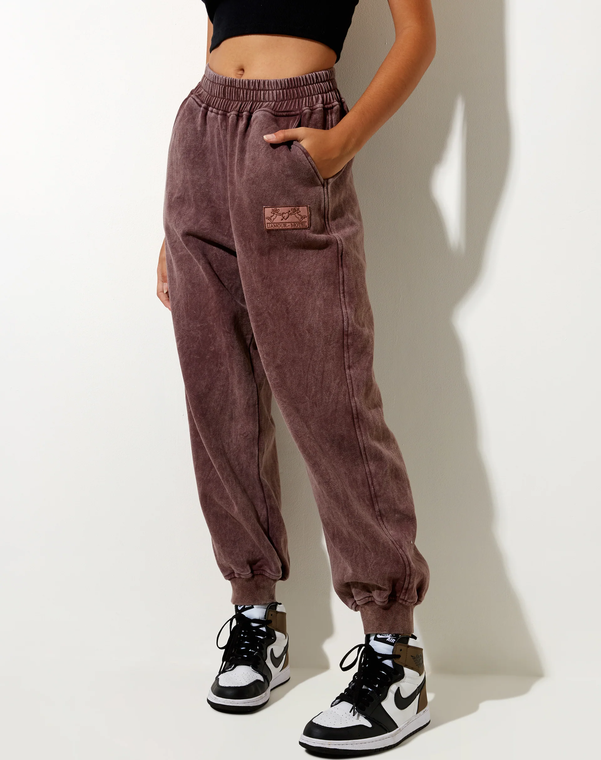 Roider Jogger in Brown Wash L'Amour Motel Label Embro - Awmao