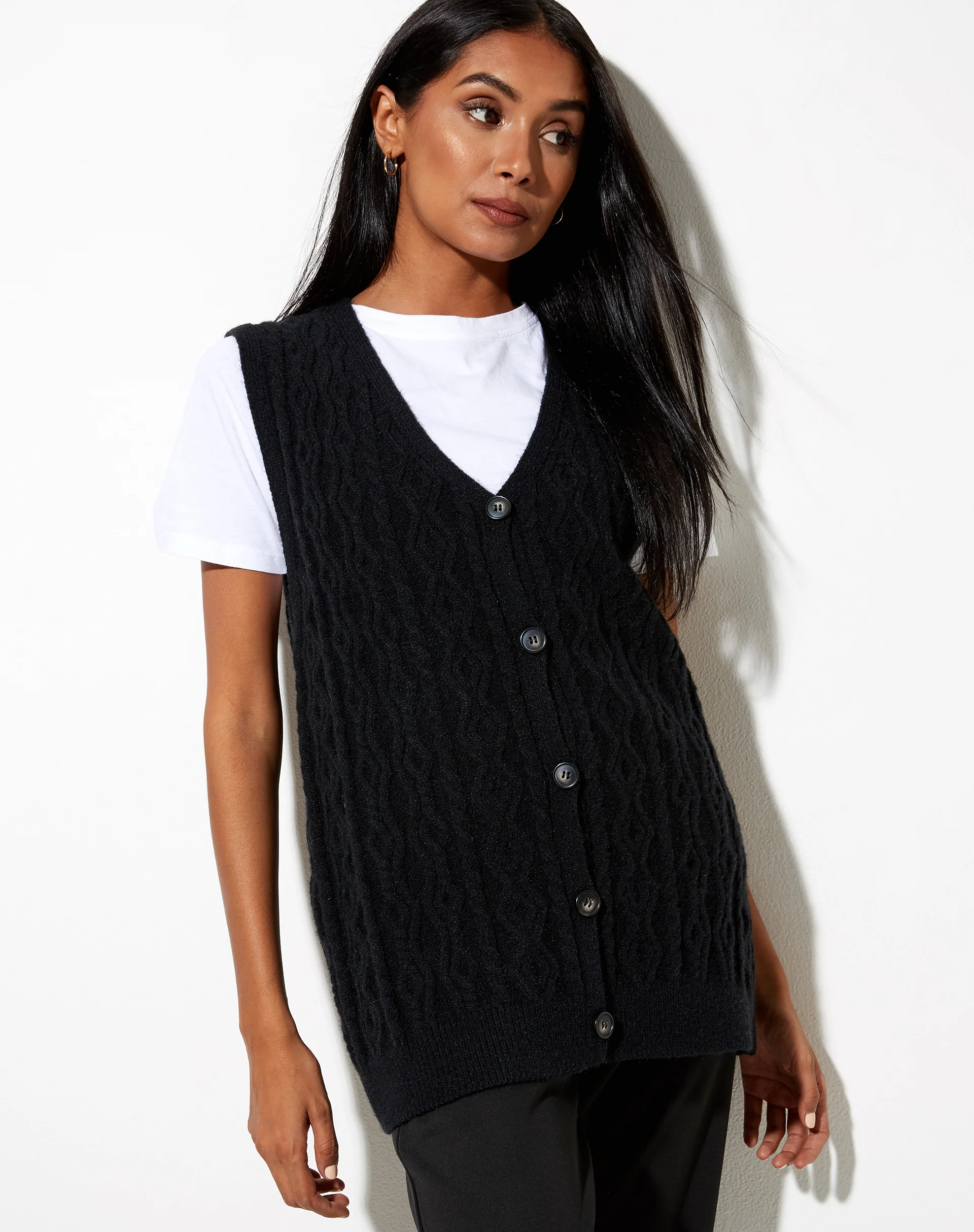 Selvi Cardi in Knit Black - Awmao