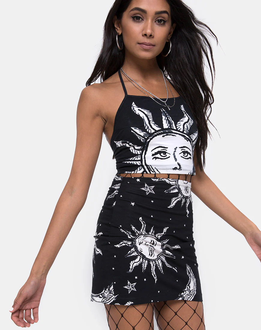 Kimmy Bodycon Skirt in Oversize Sun Moon and Stars - Awmao