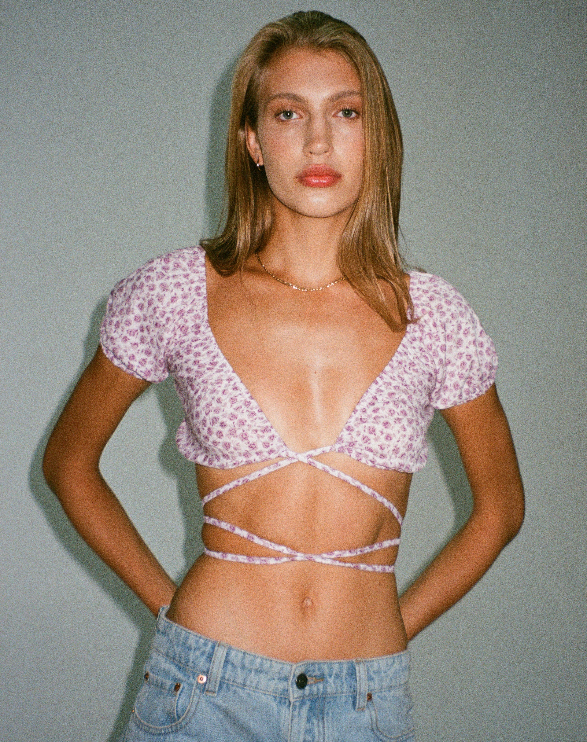 Jiena Crop Top in Ditsy Rose Lilac - Awmao