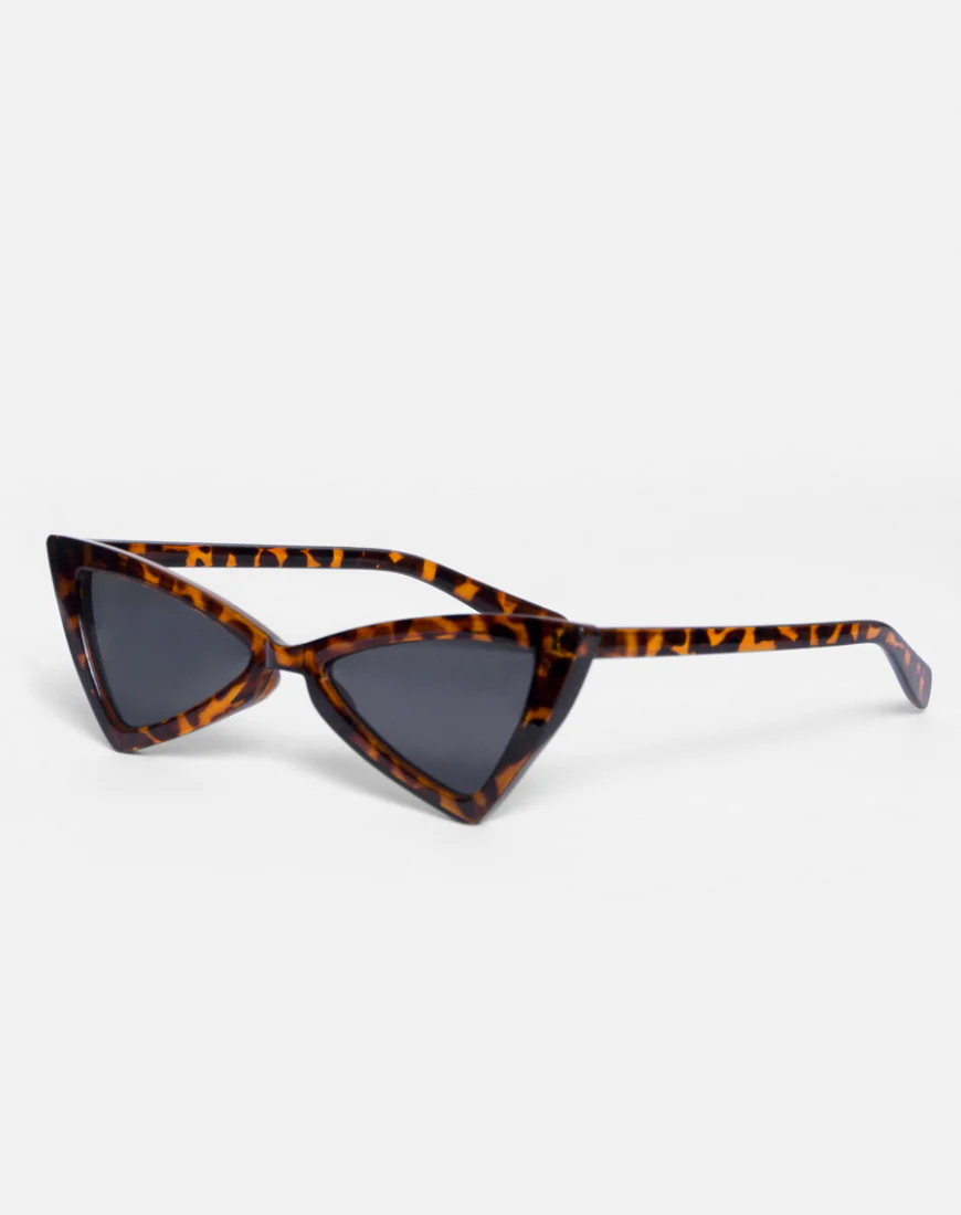 Khris Sunglasses in Leopard - Awmao
