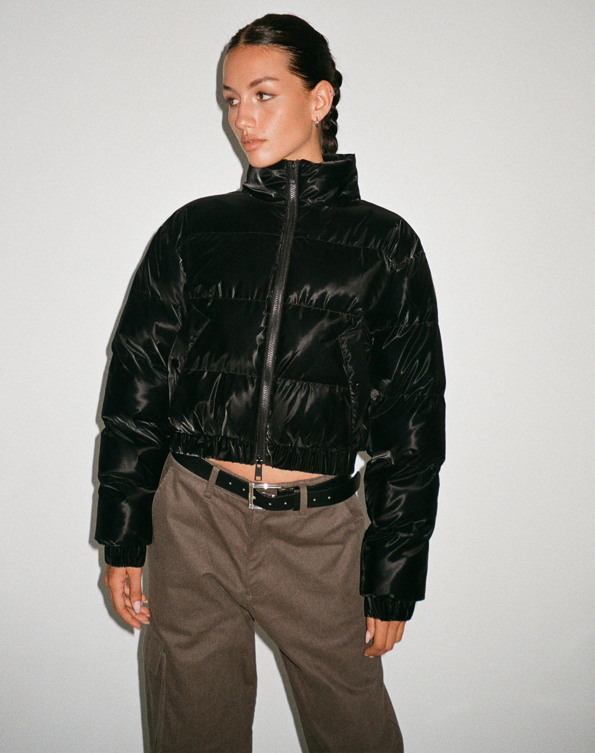 Guntur Puffa Jacket in Black - Awmao