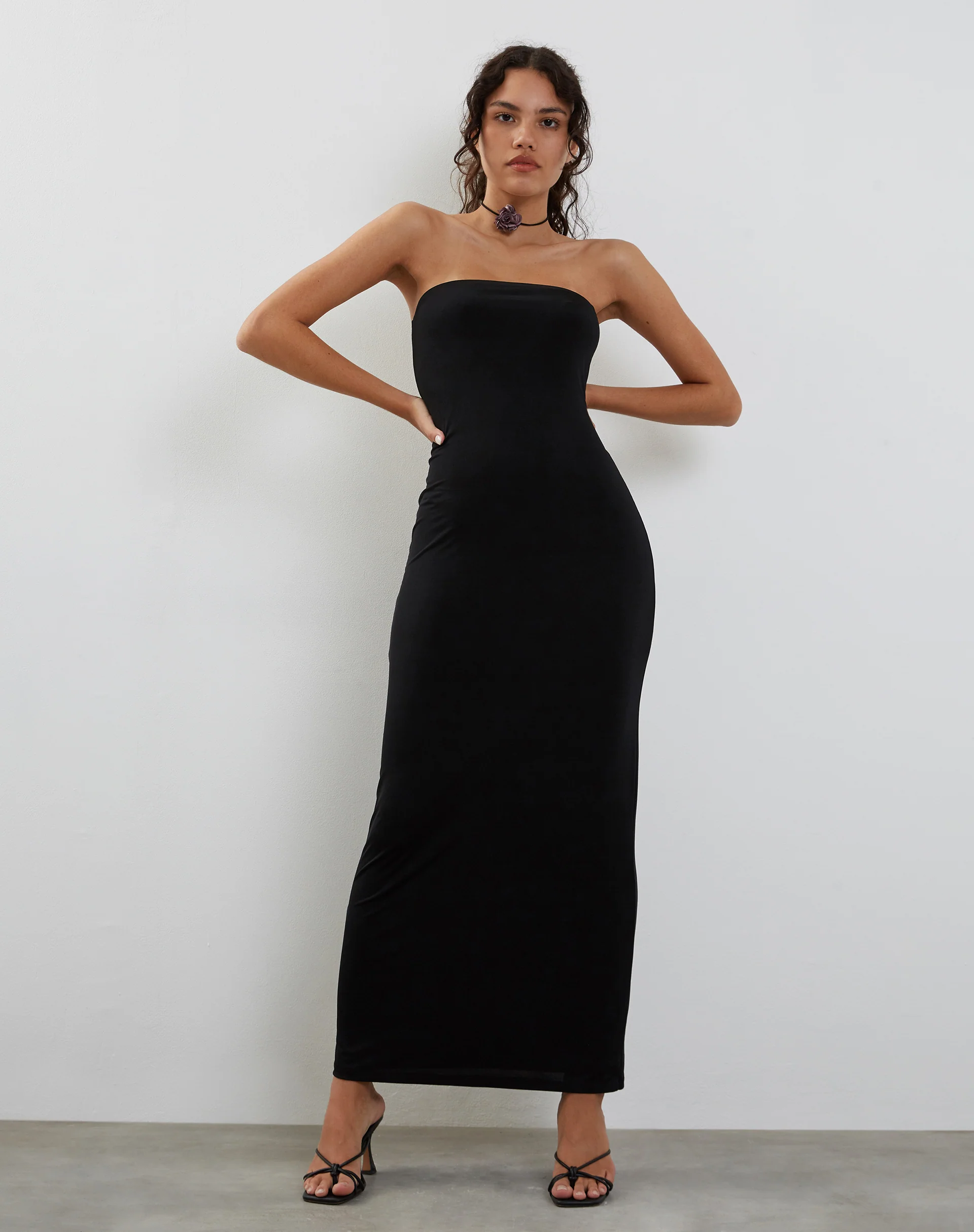 Annalise Bandeau Slinky Maxi Dress in Black - Awmao