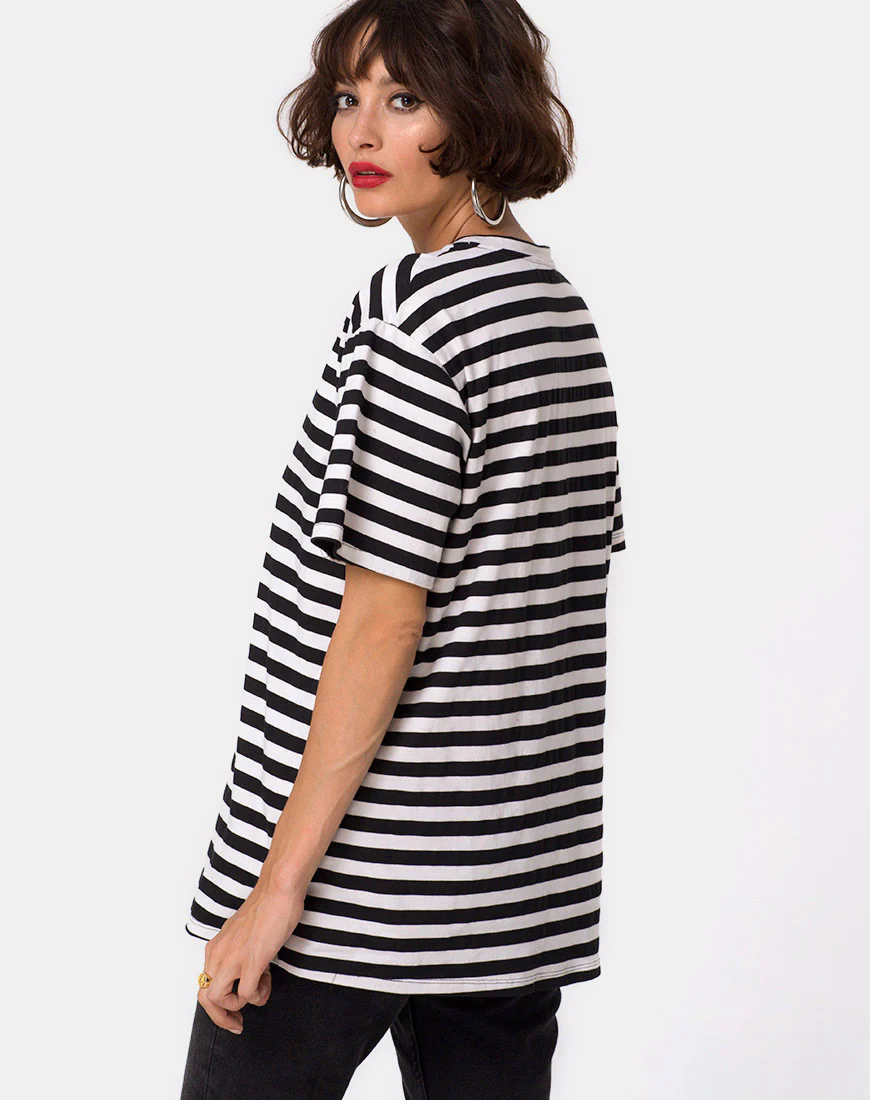 Oversize Basic Tee in Make Art Great Again - Awmao