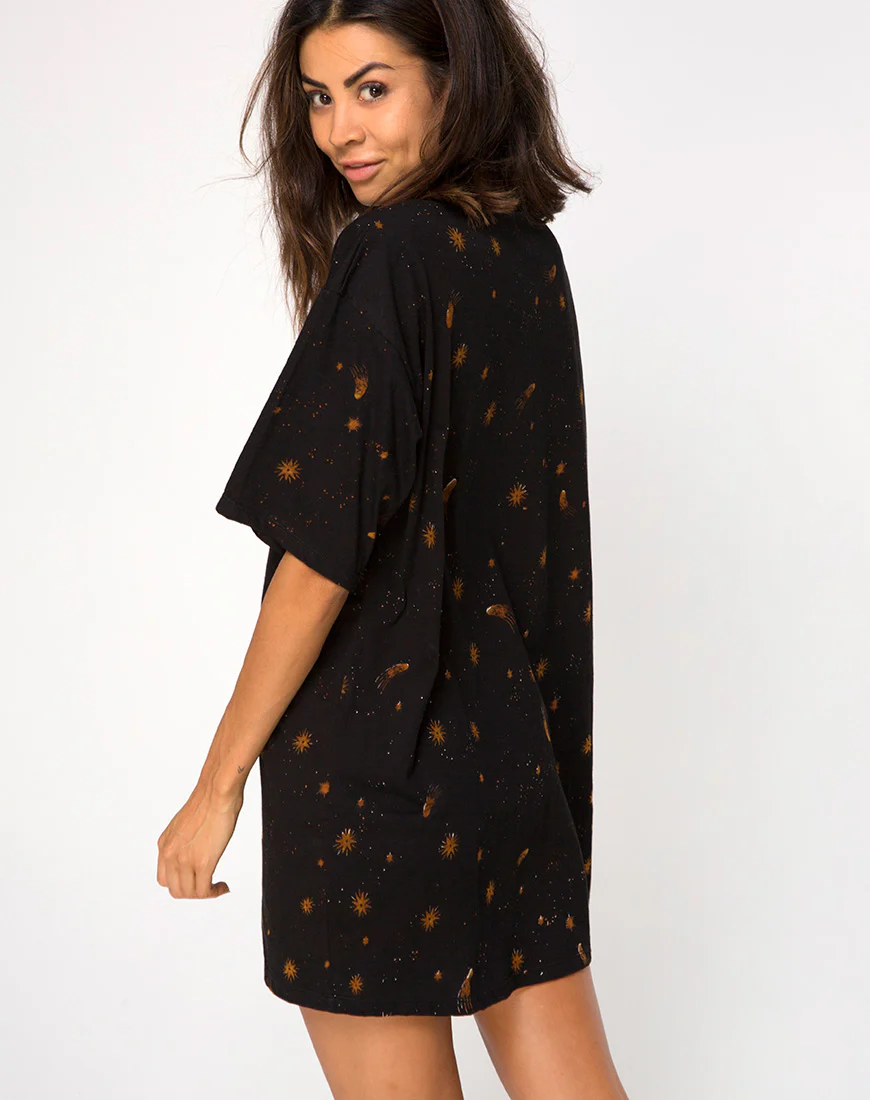 Sunny Kiss Tee in Celestial Black Placement - Awmao