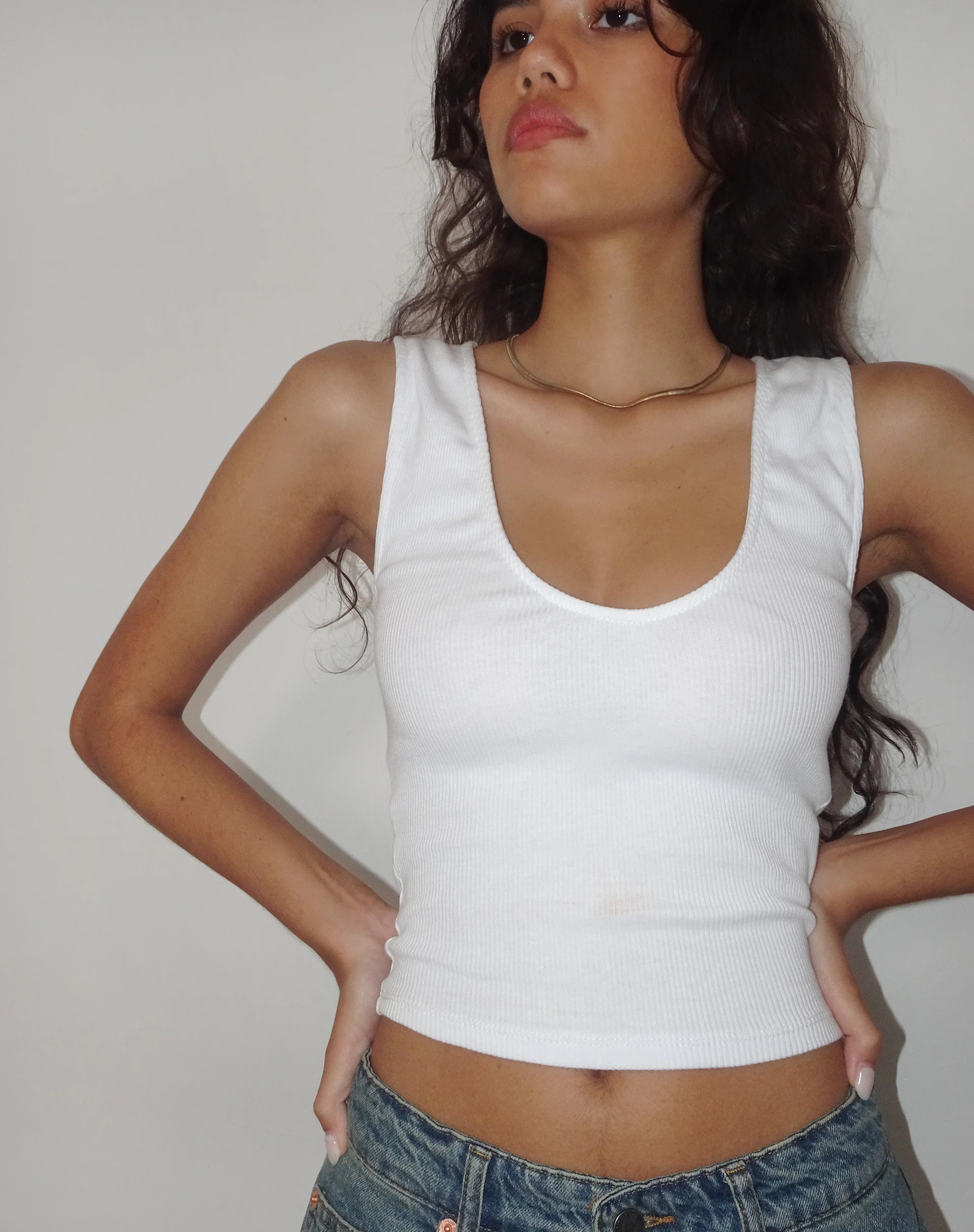 Jastio Vest Top in White Ribbed Jersey - Awmao