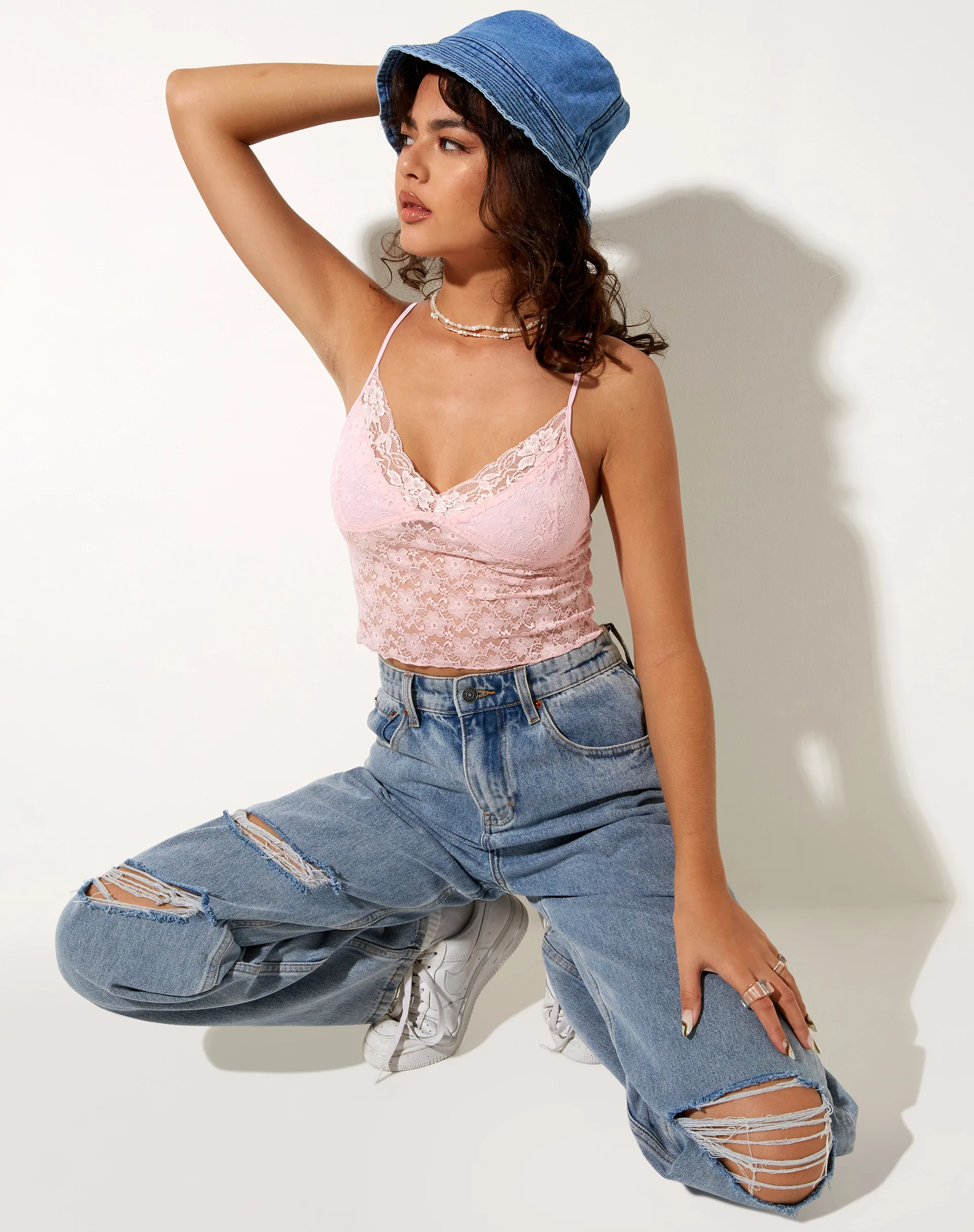 Mayrinda Crop Top in Lace Sweet Pink - Awmao