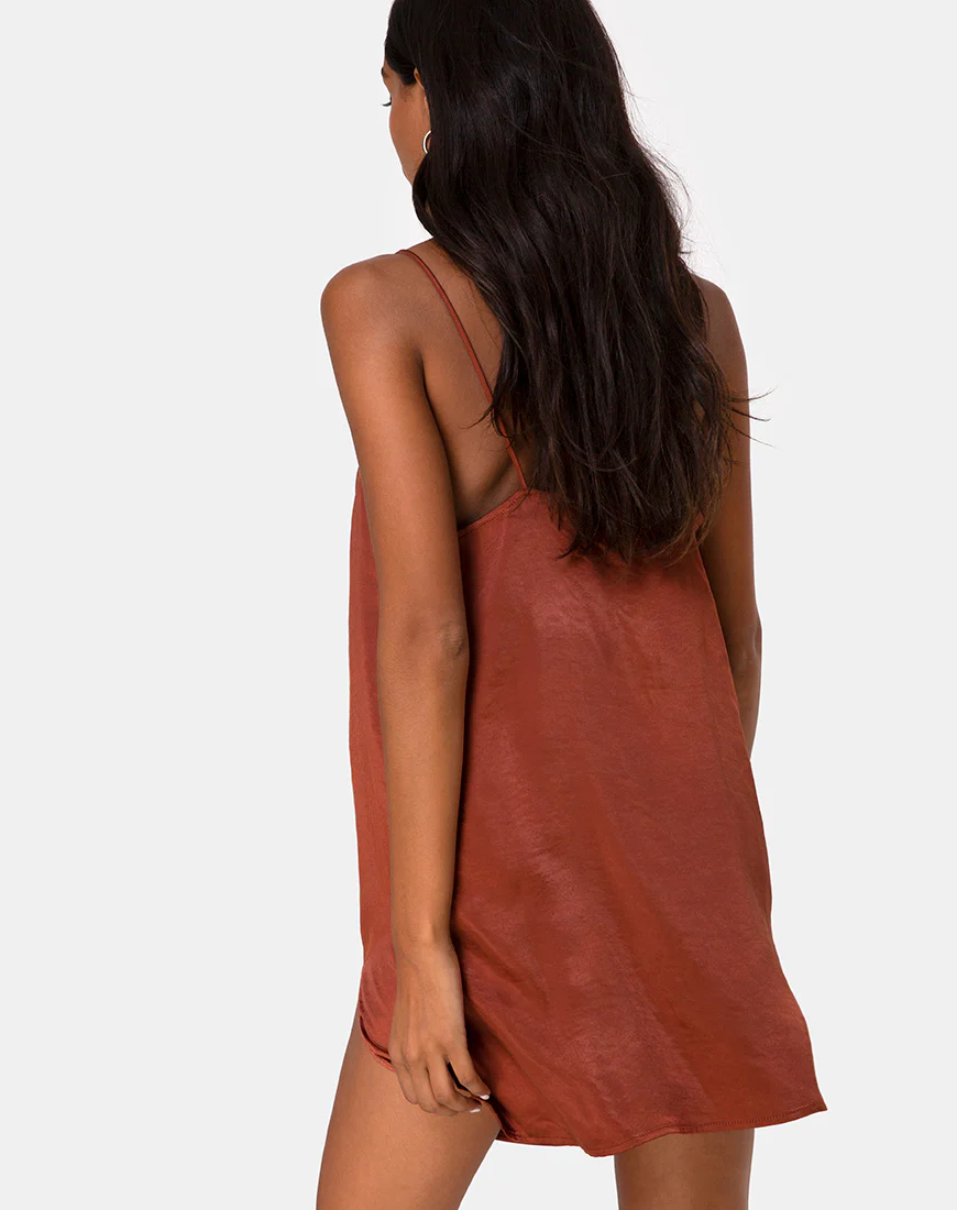 Datista Dress in Satin Dark Rust - Awmao