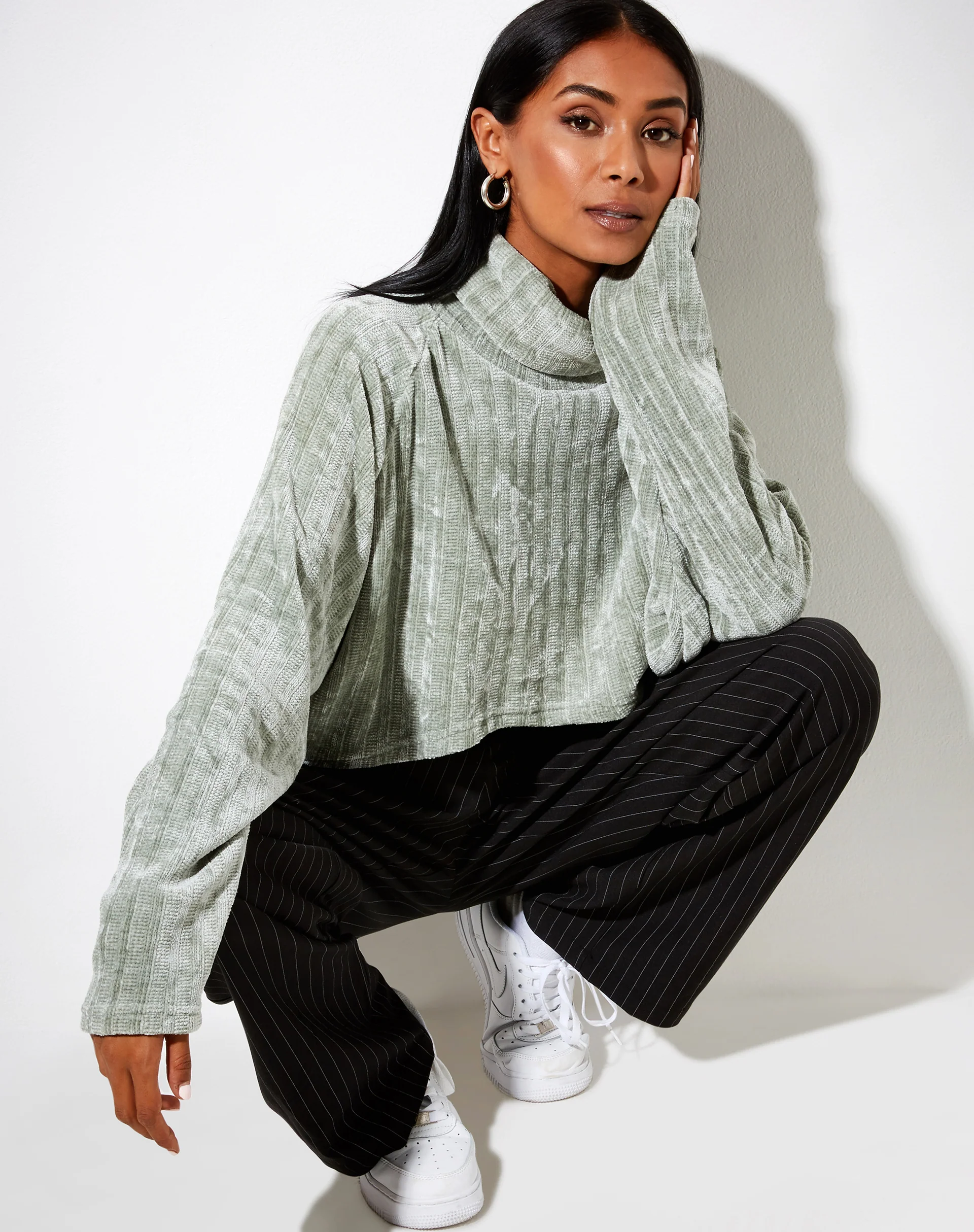 Evie Cropped Jumper in Chenille Sage - Awmao