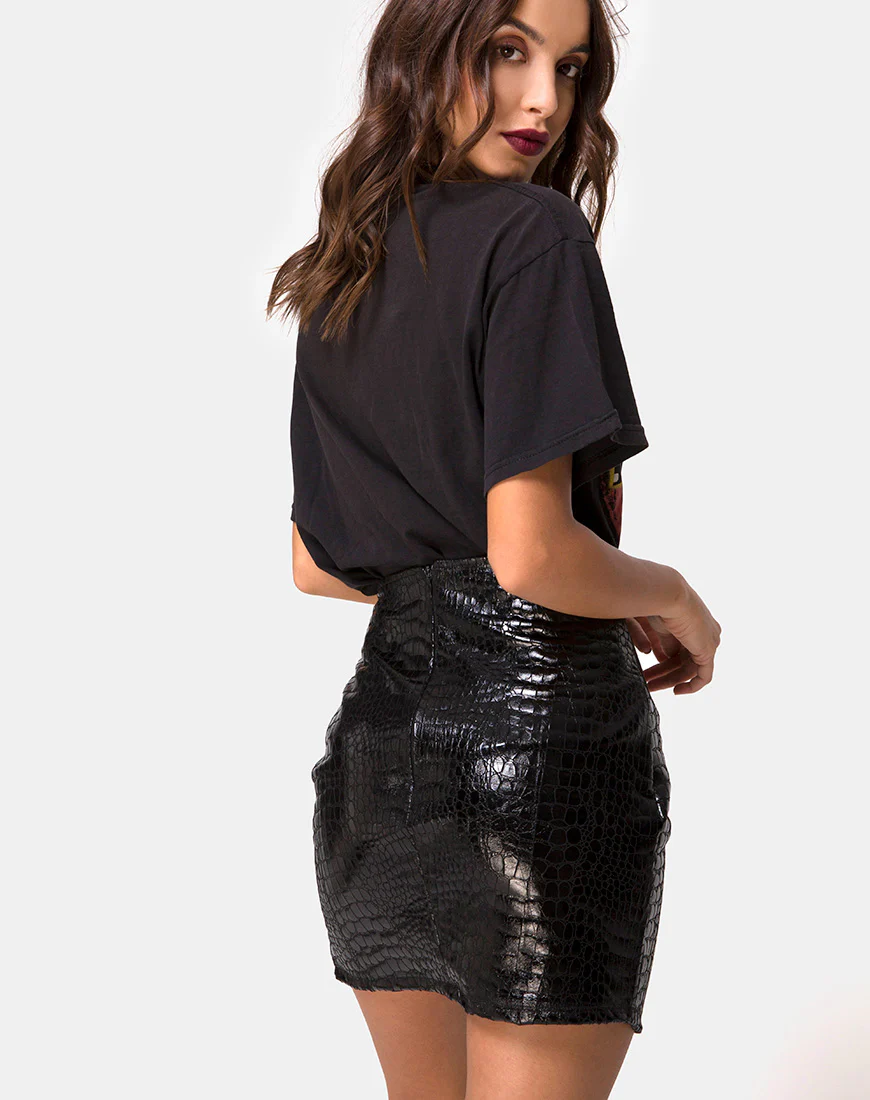 Wave Skirt in PU Croco Black - Awmao