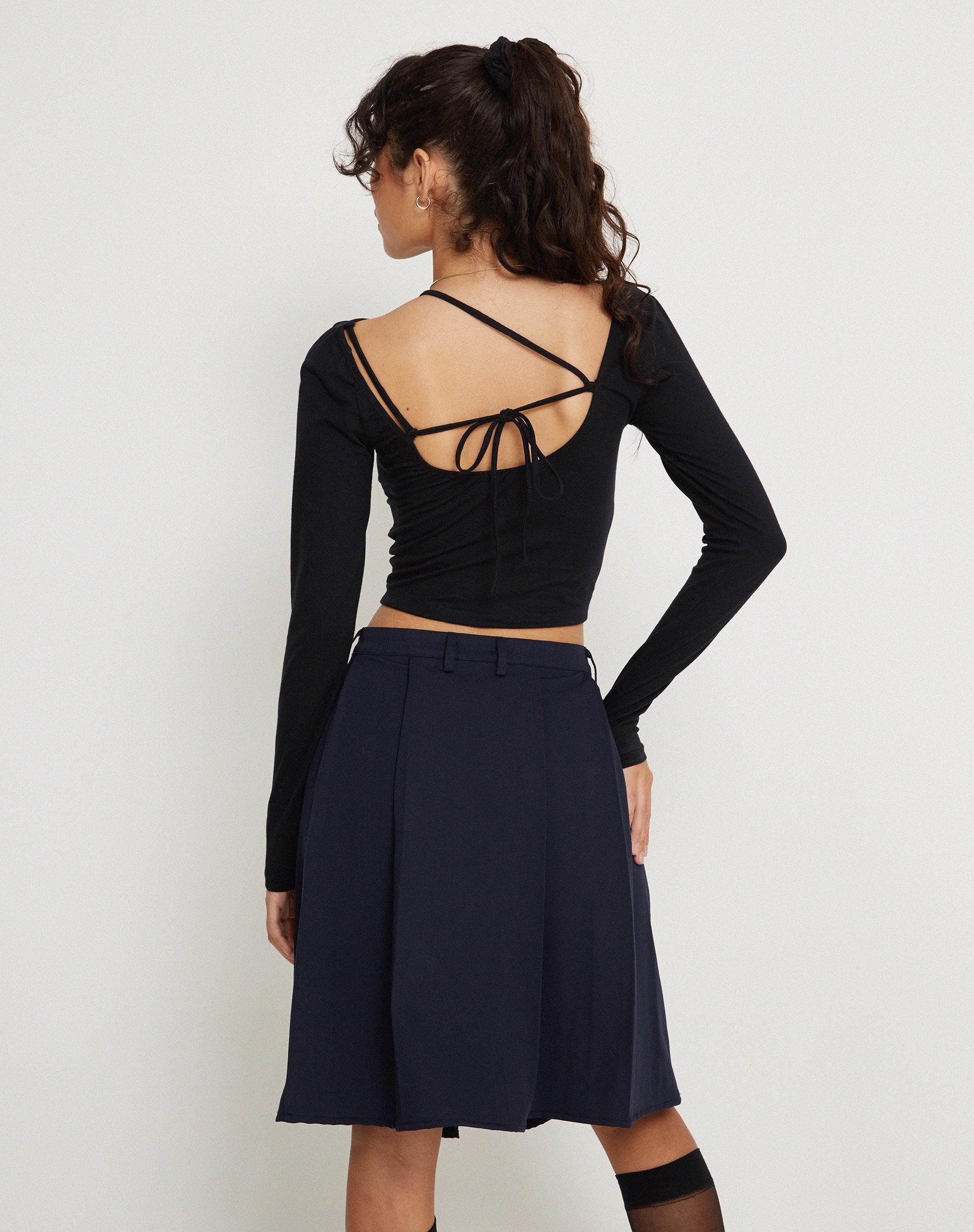 Hedva Long Sleeve Top in Black - Awmao
