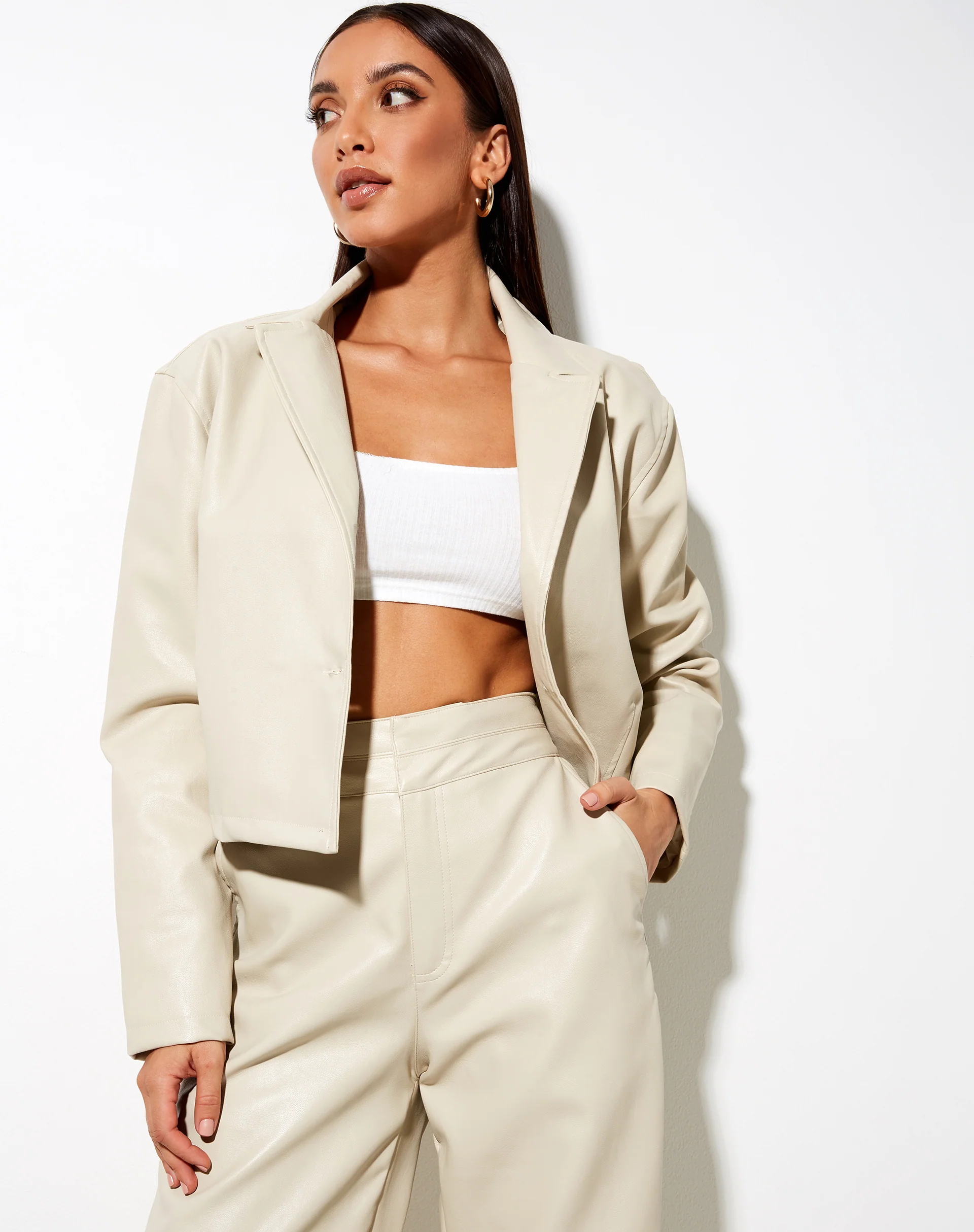 Maja Cropped Blazer in Pu Ecru - Awmao
