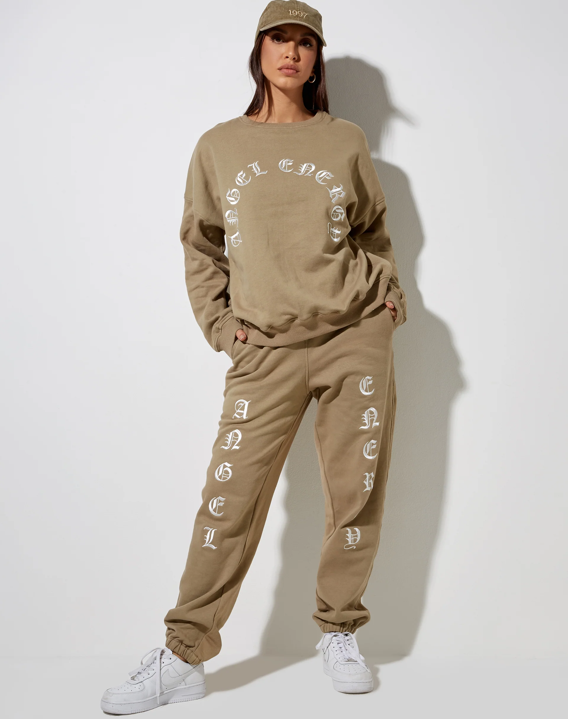 Ted Sweatshirt in Eucalyptus 'Angel Energy' Embro - Awmao