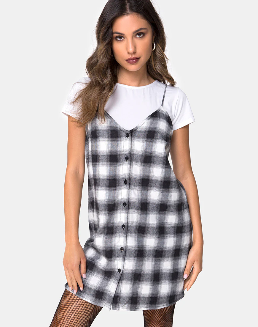 Sanna Dress in Plaid Black and White - Awmao