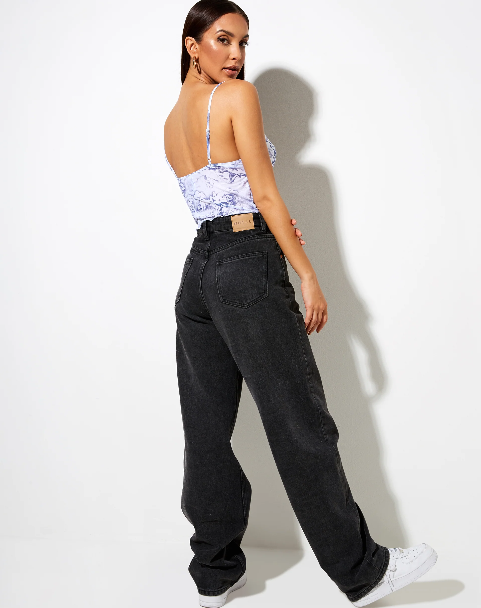 Yenika Crop in 20's Cherub White and Blue - Awmao