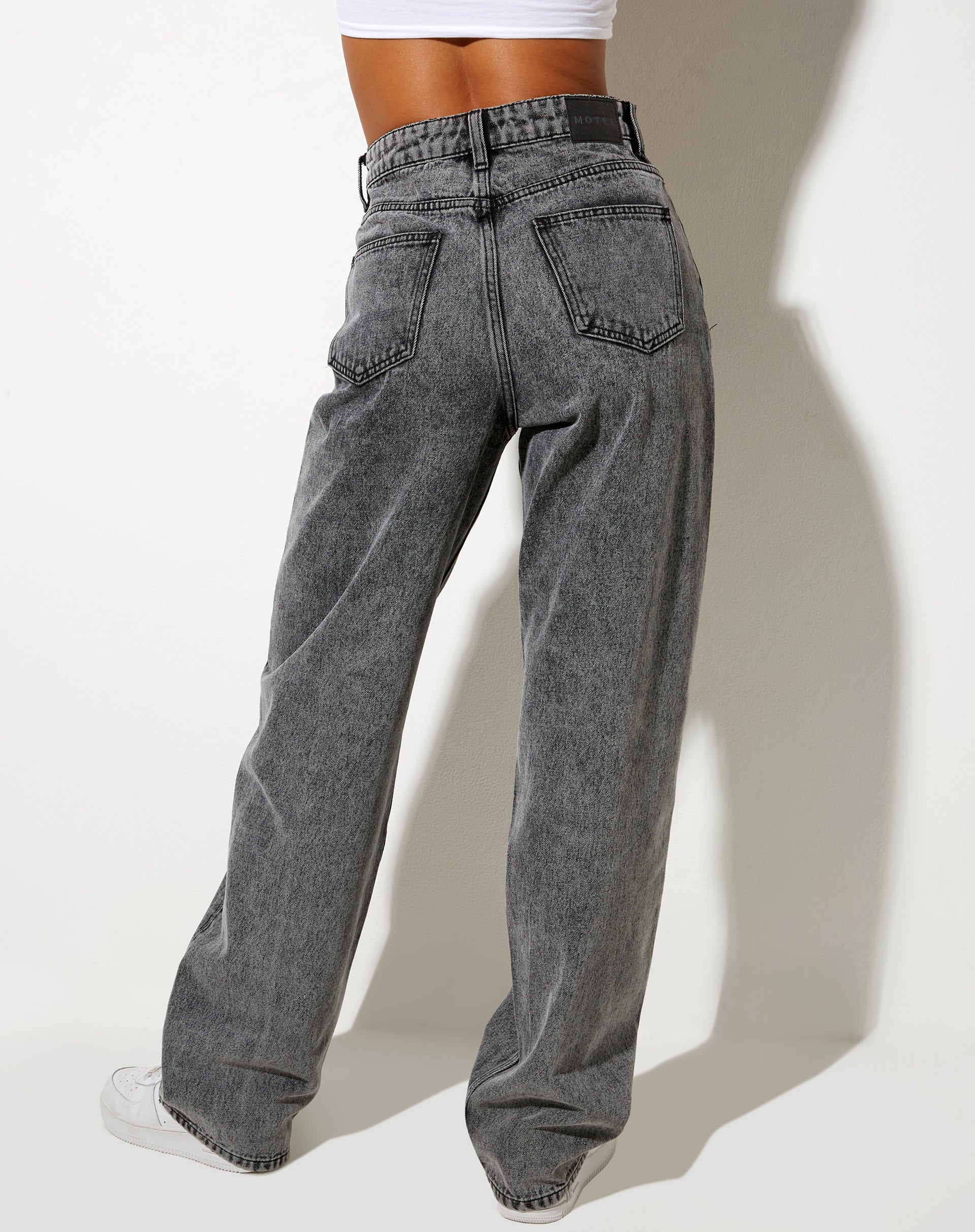 Parallel Jeans in Acid Black - Awmao