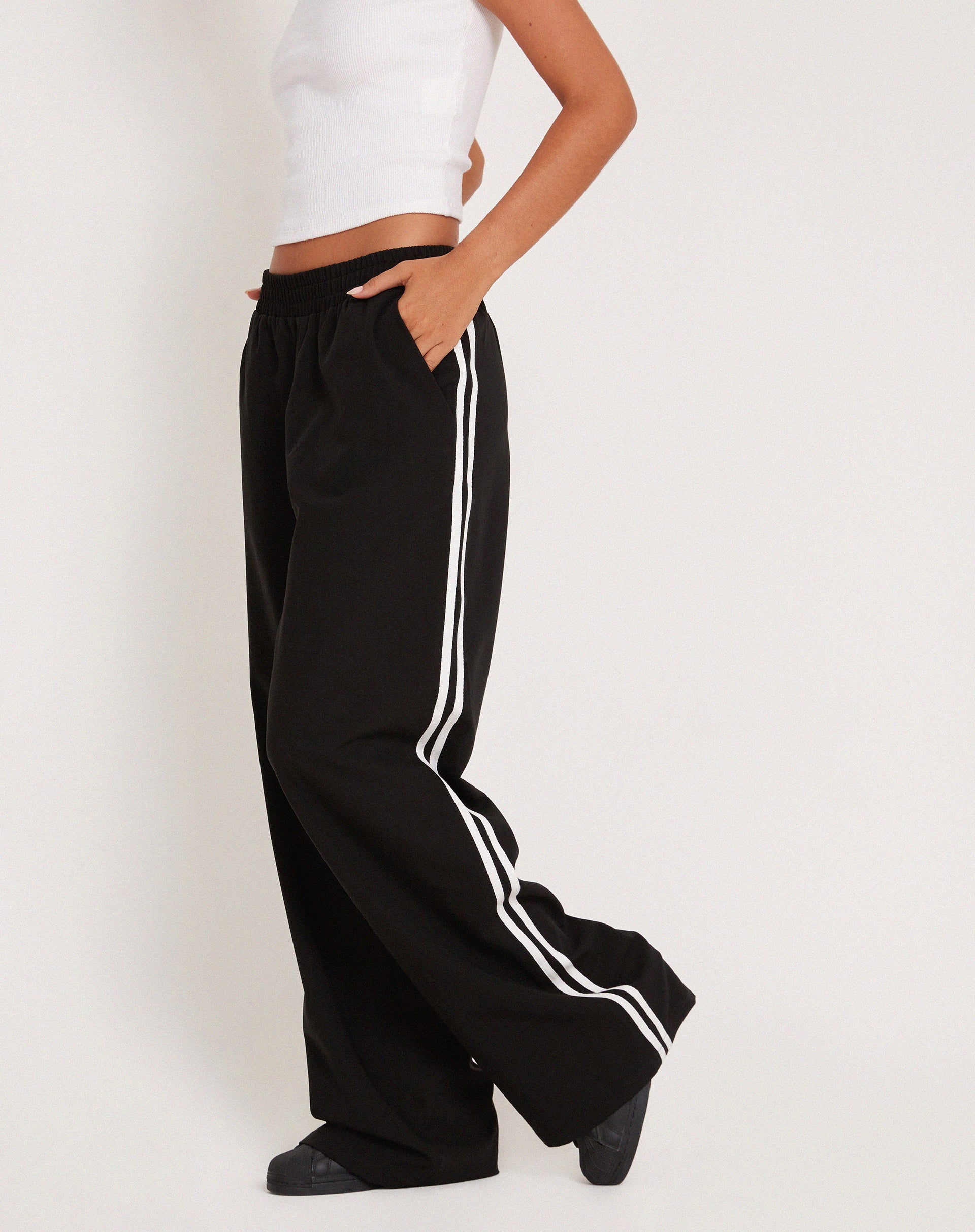 Bennett Wide Leg Trouser in Tailoring Black with White Stripe - Awmao