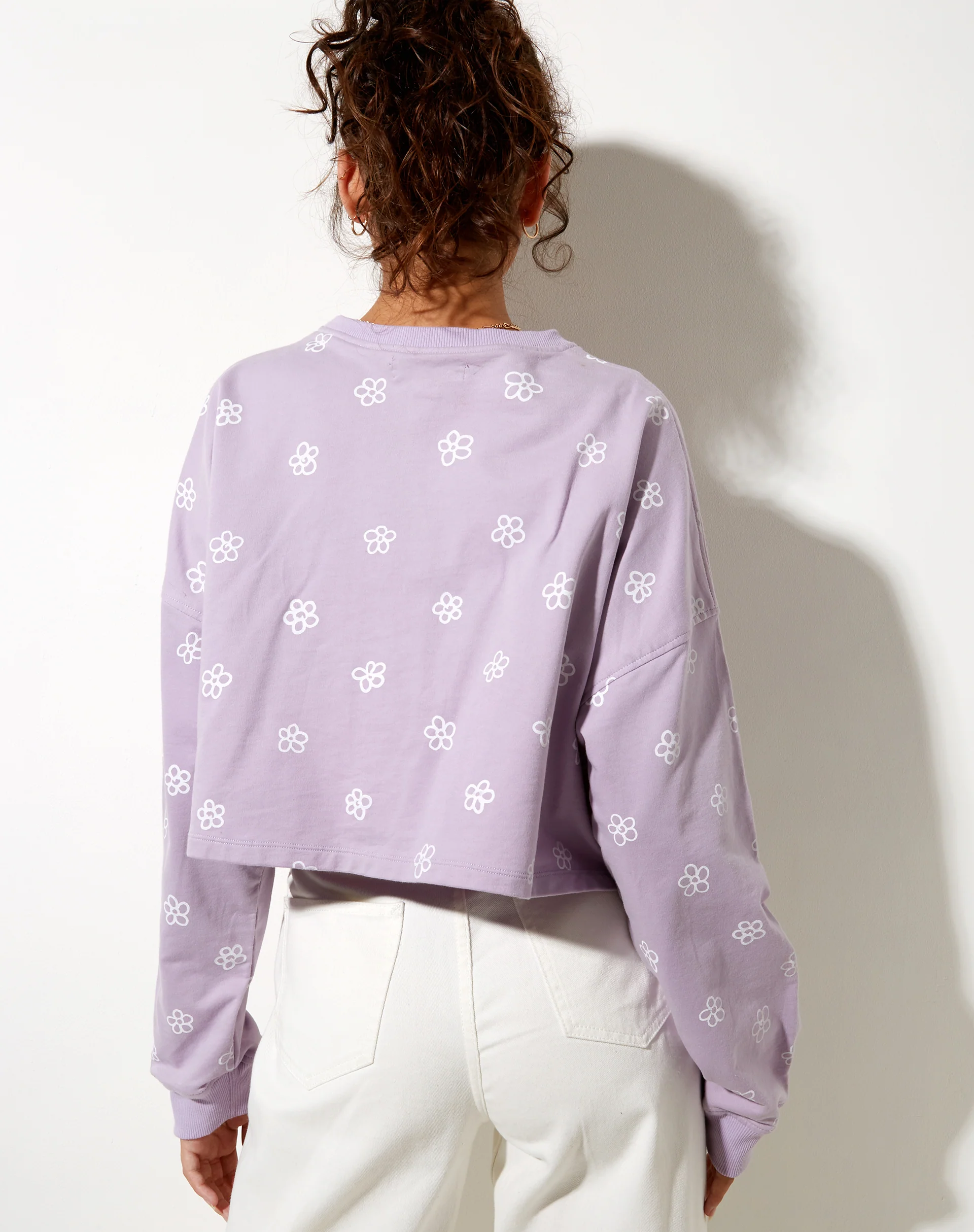 Fawly Crop Top in Small Graffiti Flower Lilac - Awmao