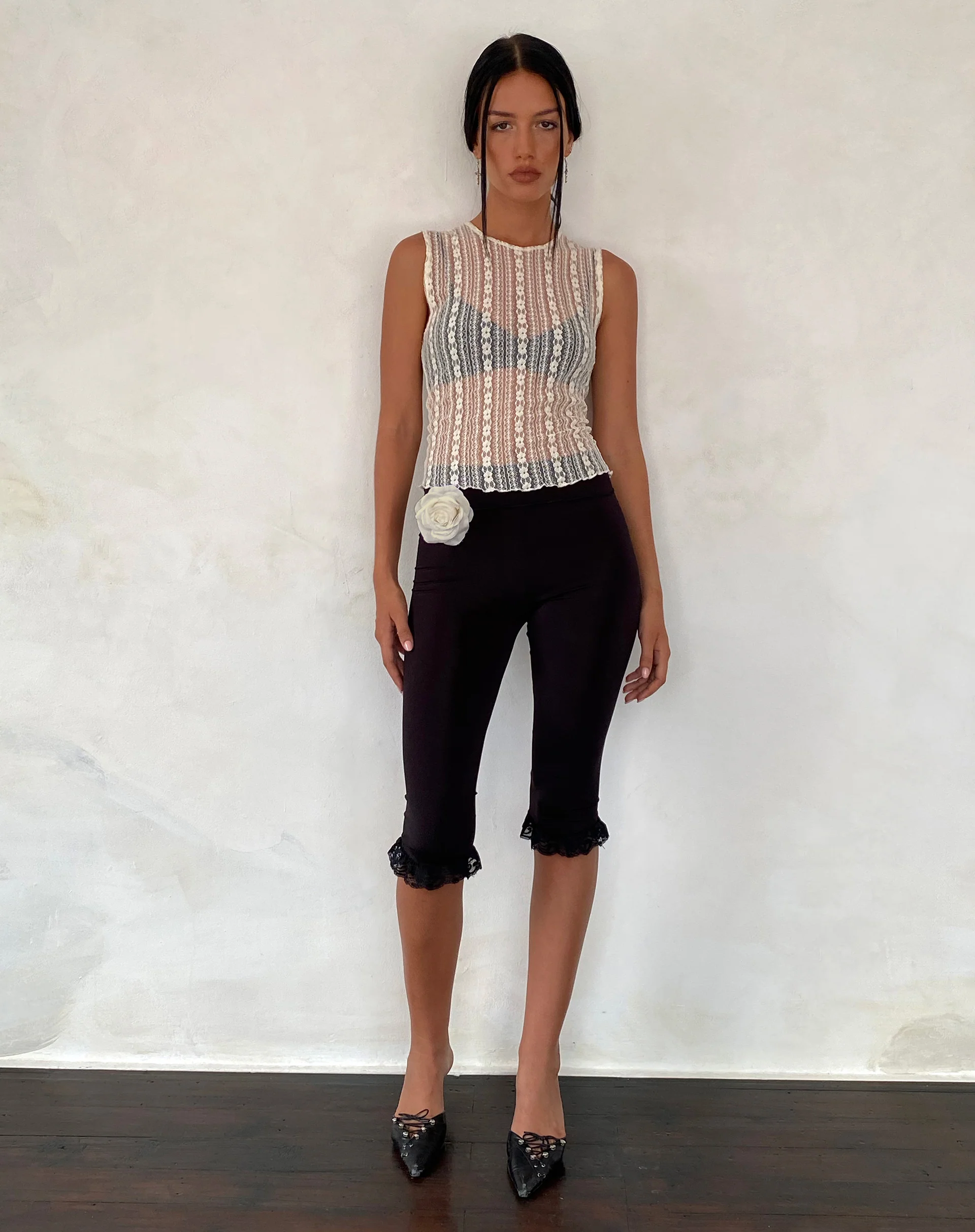 Monelo Unlined Vest Top in Ditsy Floral Cream Lace - Awmao