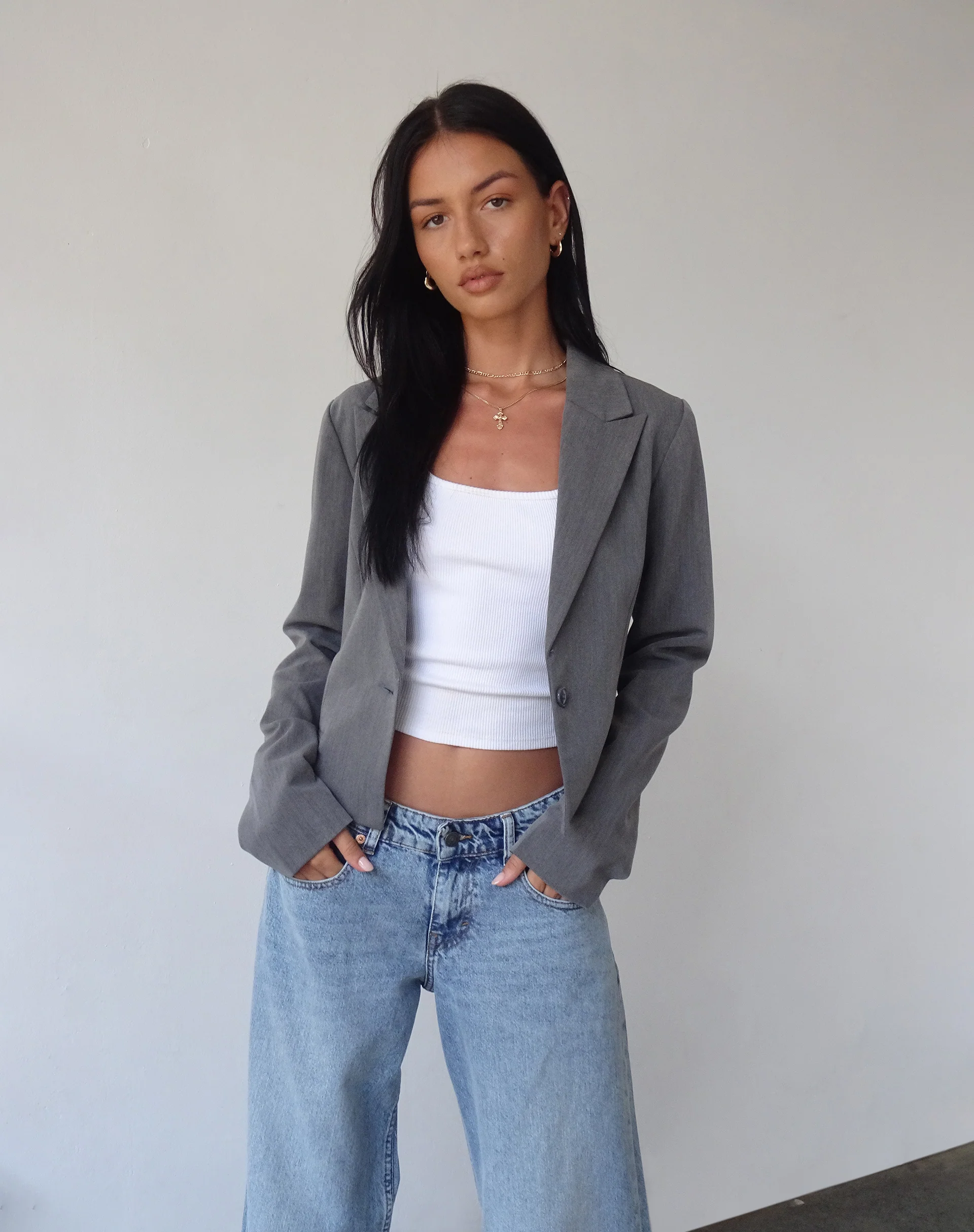 Walid Cropped Blazer in Tailoring Charcoal - Awmao