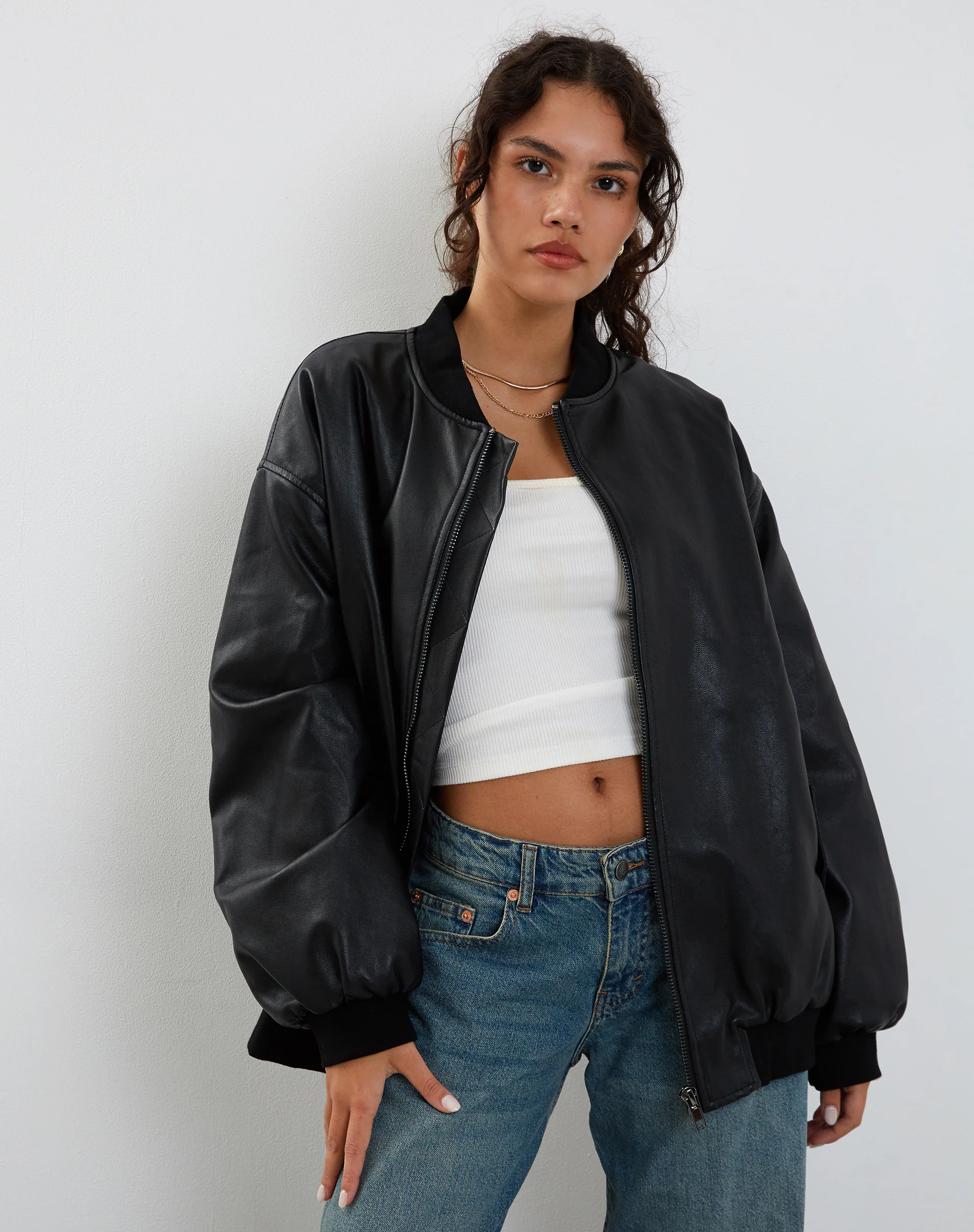 Benta Jacket in PU Black - Awmao