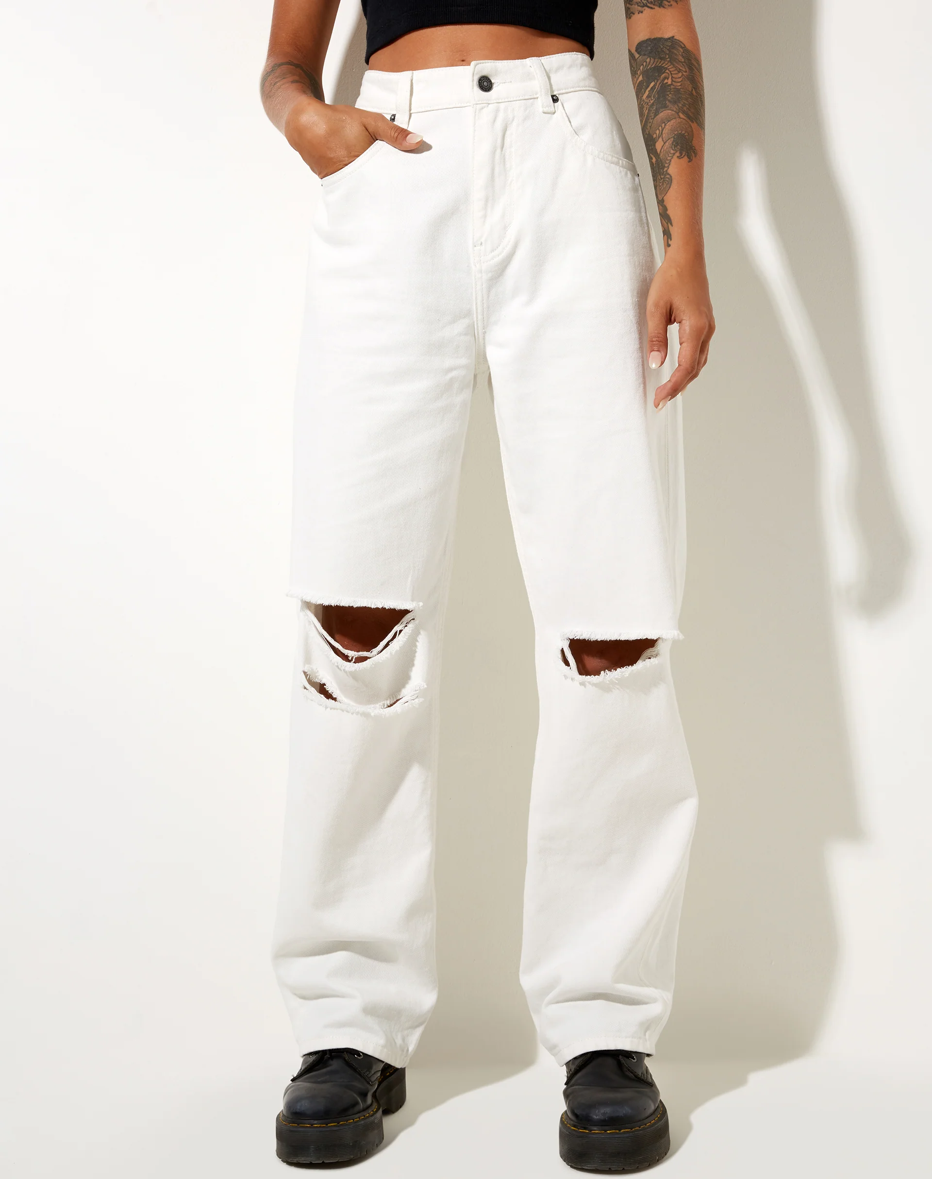 Rips Parallel Jean in White Wash - Awmao