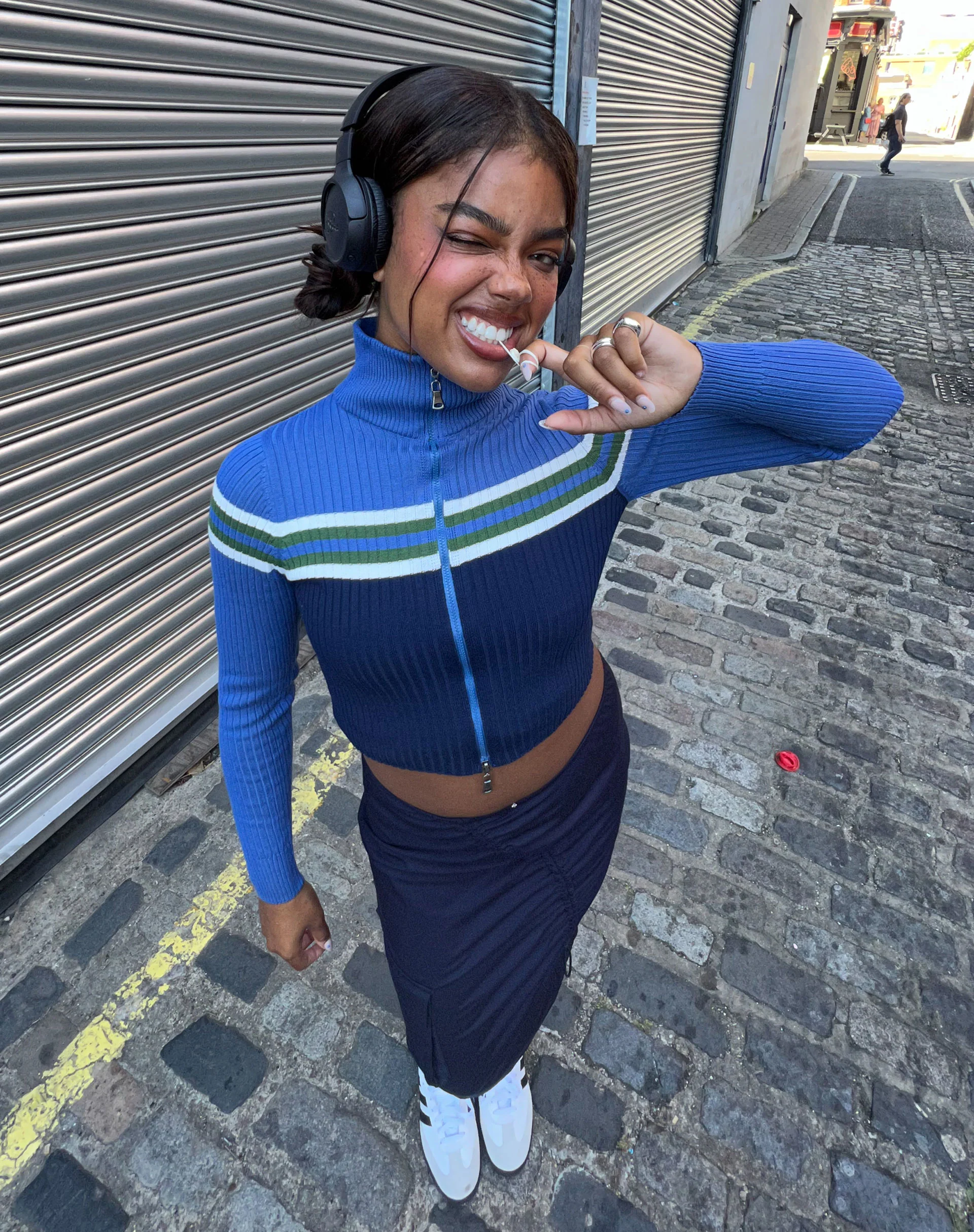 Tuzifa Cropped Knit Jumper in Navy Green and Blue - Awmao