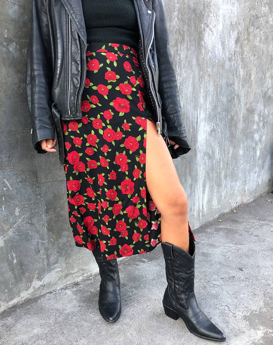 Saika Midi Skirt in Roaming Rose Black - Awmao