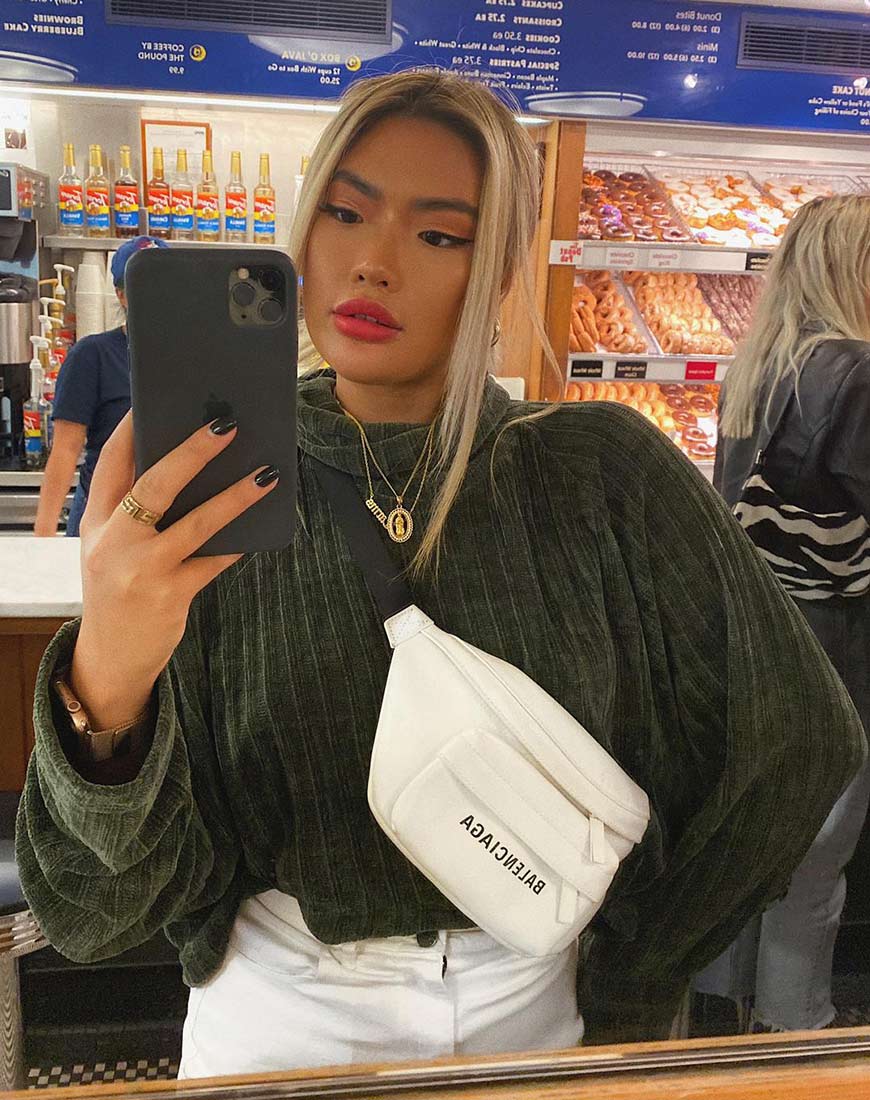 Evie Cropped Sweater in Khaki Chenille - Awmao