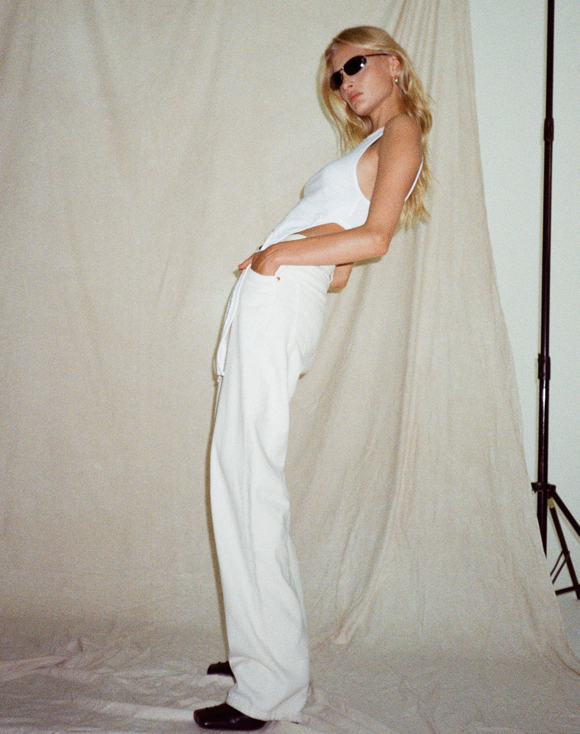 Parallel Jeans in White Wash - Awmao