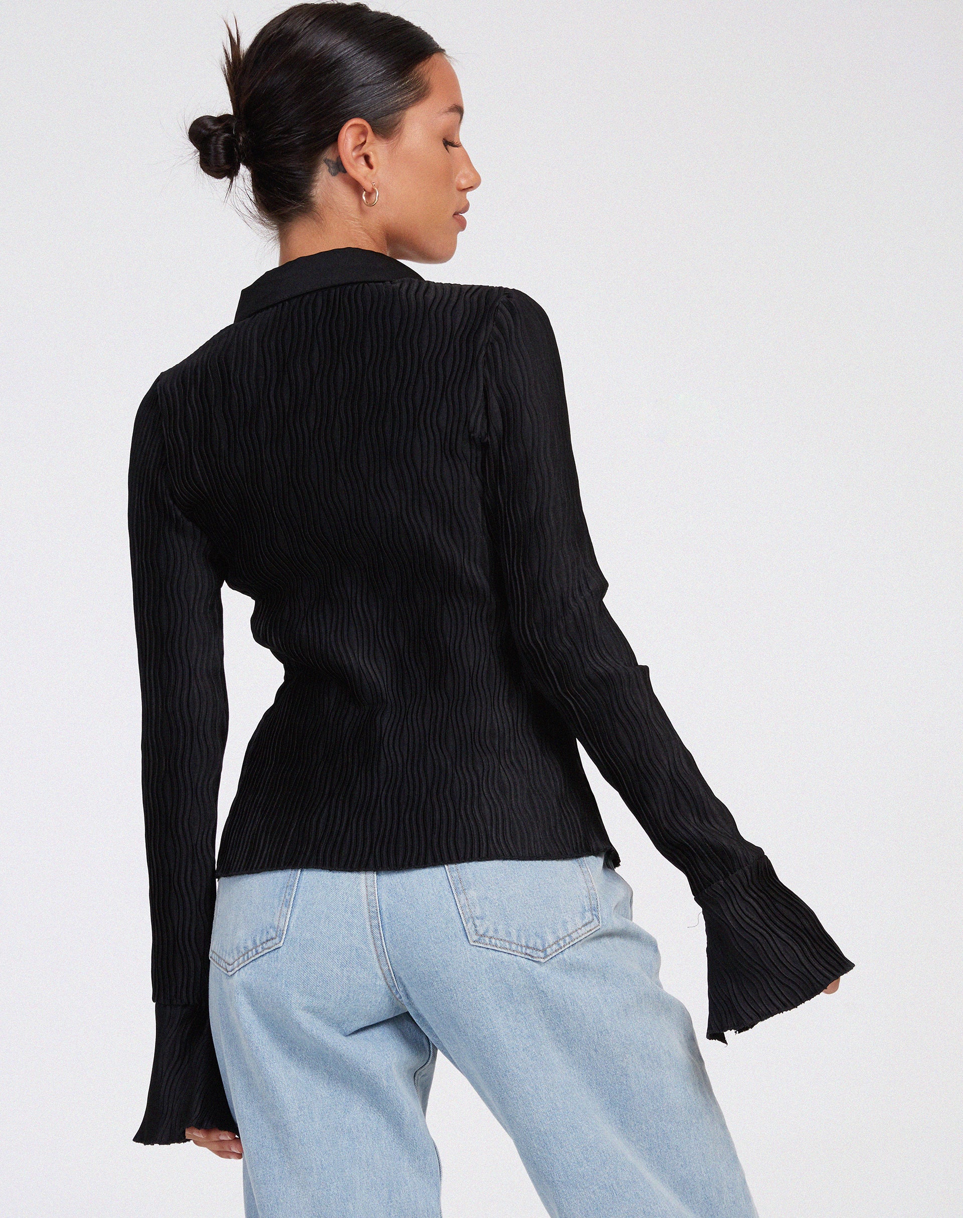 Keani Long Sleeve Shirt in Crinkle Black - Awmao