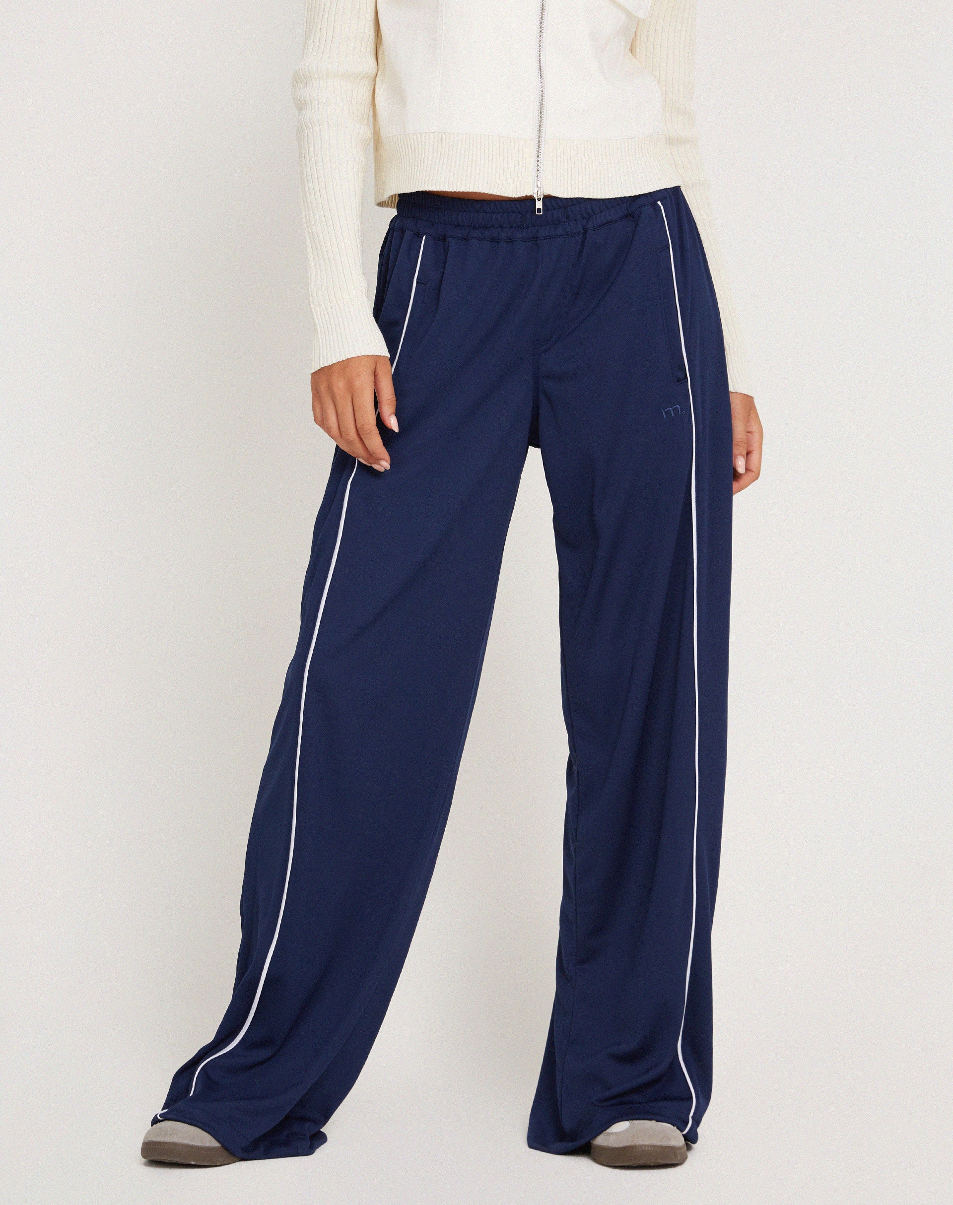 Shobi Wide Leg Jogger in Navy - Awmao