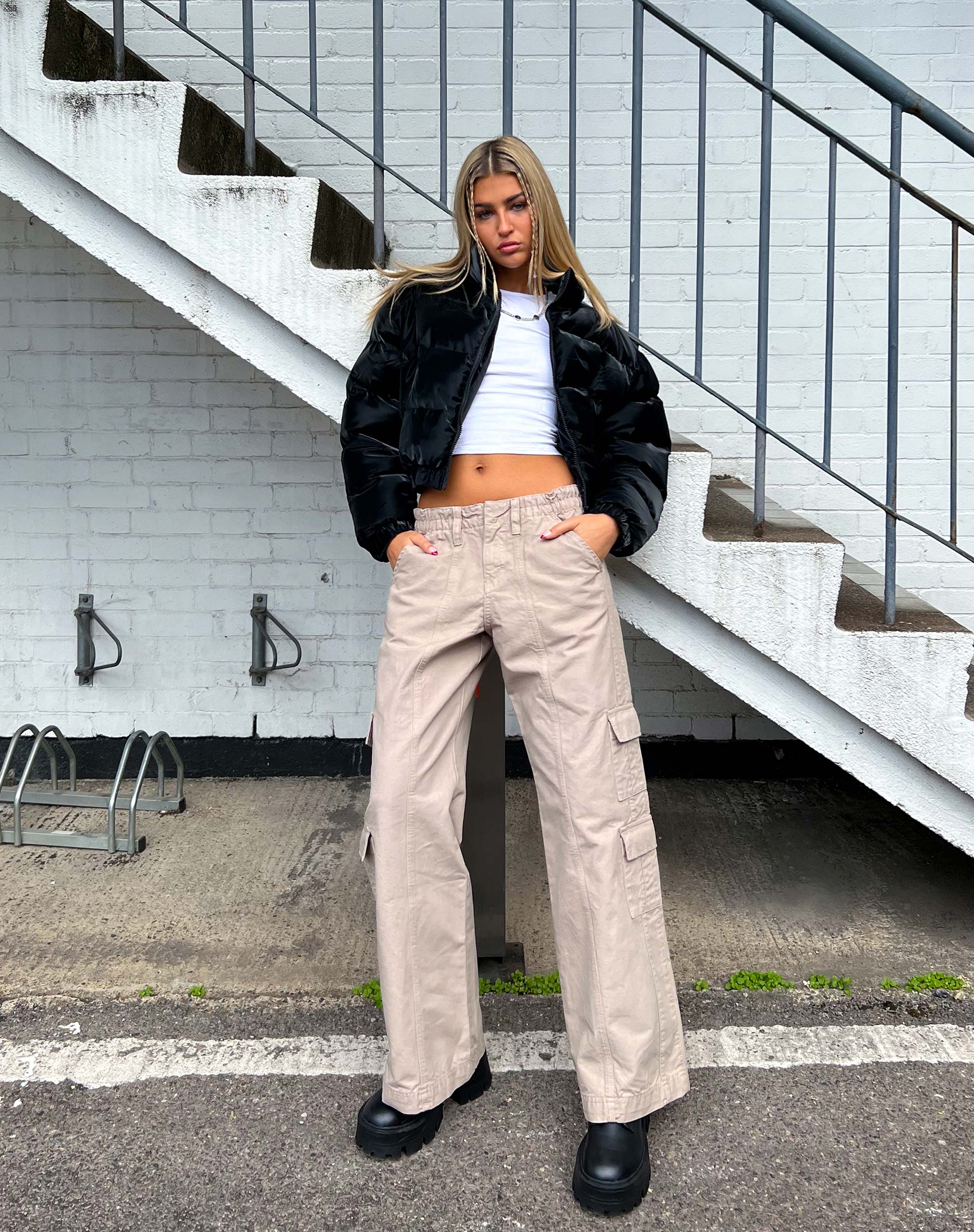 Hansa Cargo Trouser in Stone - Awmao