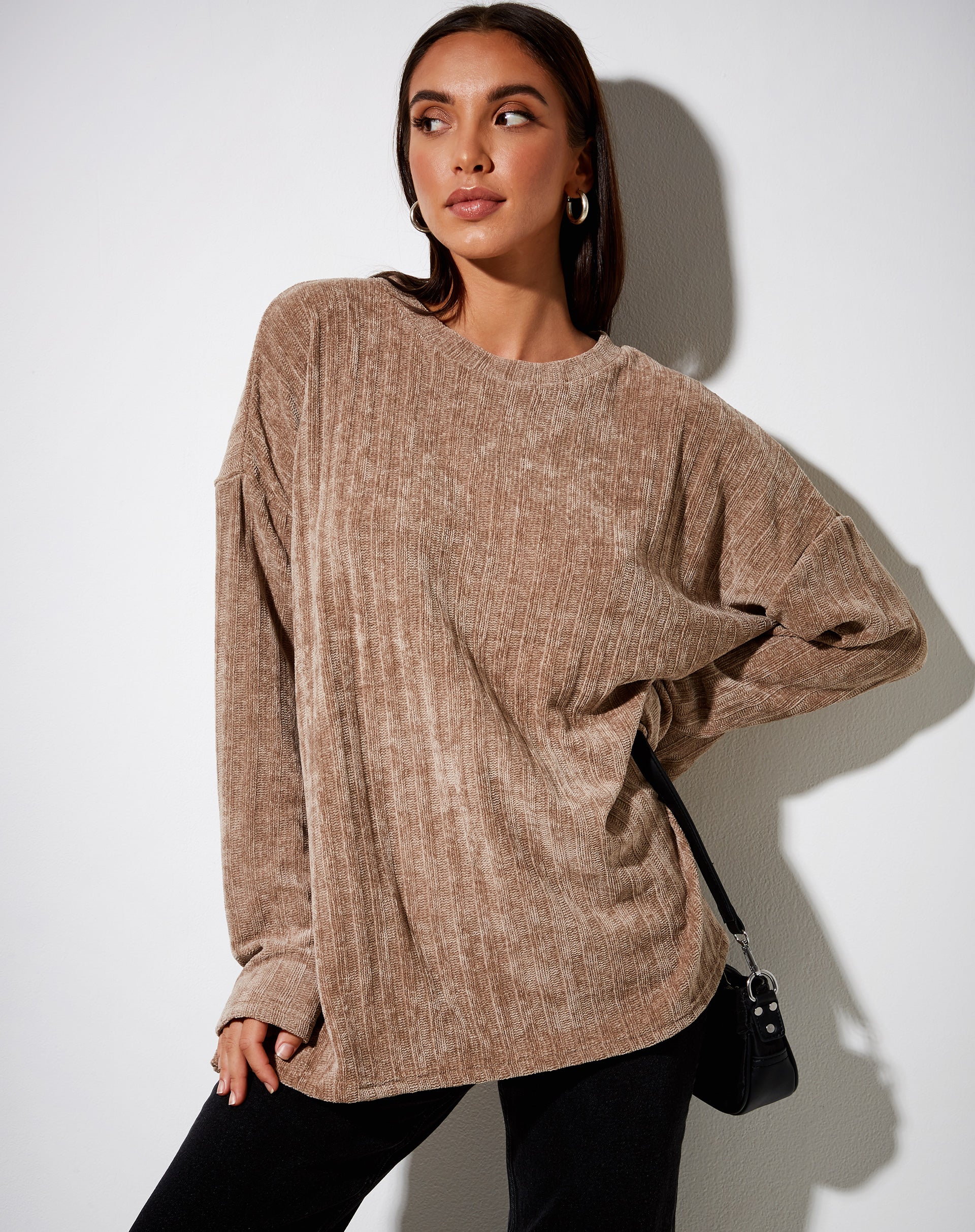 Dad Jumper in Chenille Taupe - Awmao