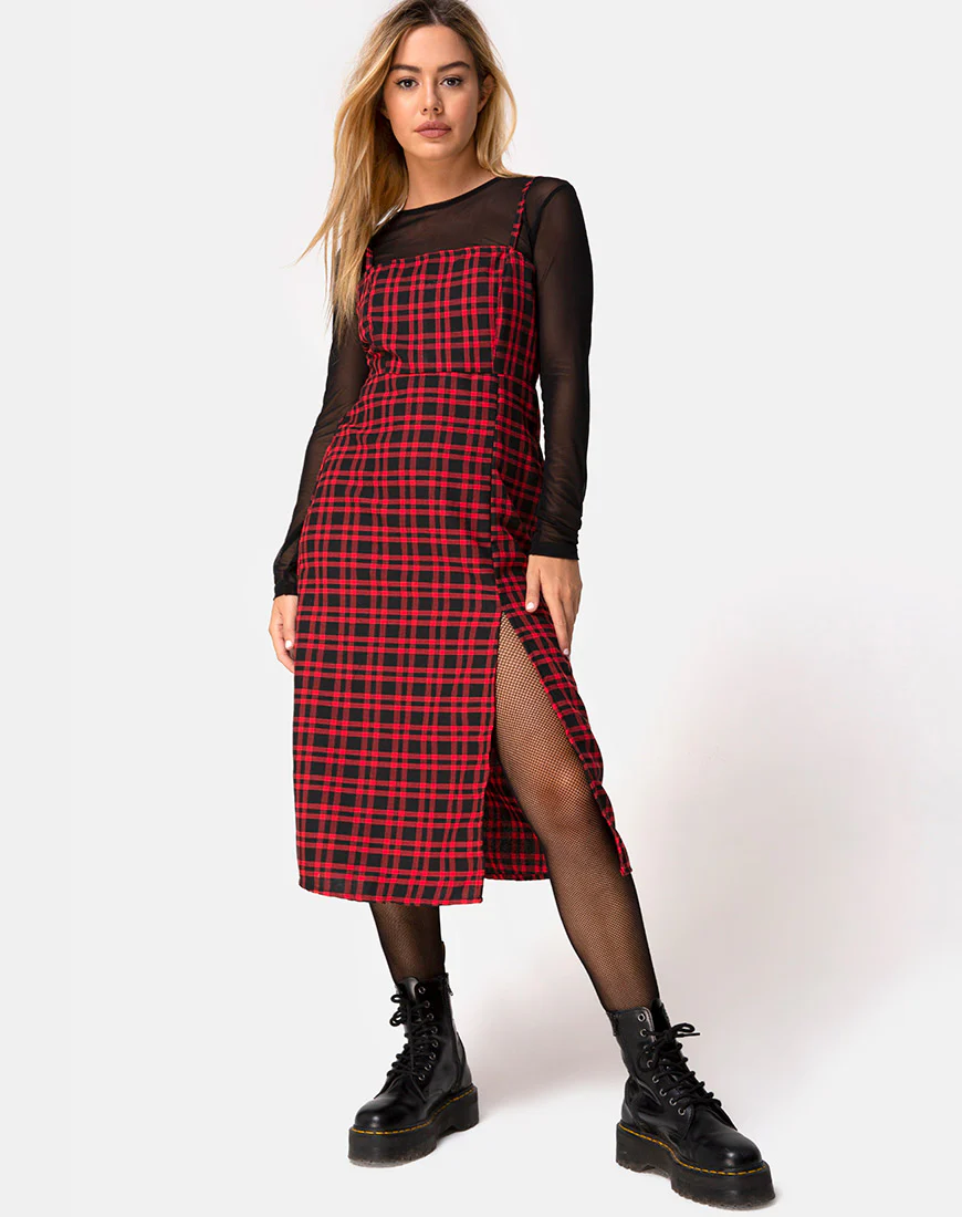 Kaoya Midi Dress in Check Red and Black - Awmao